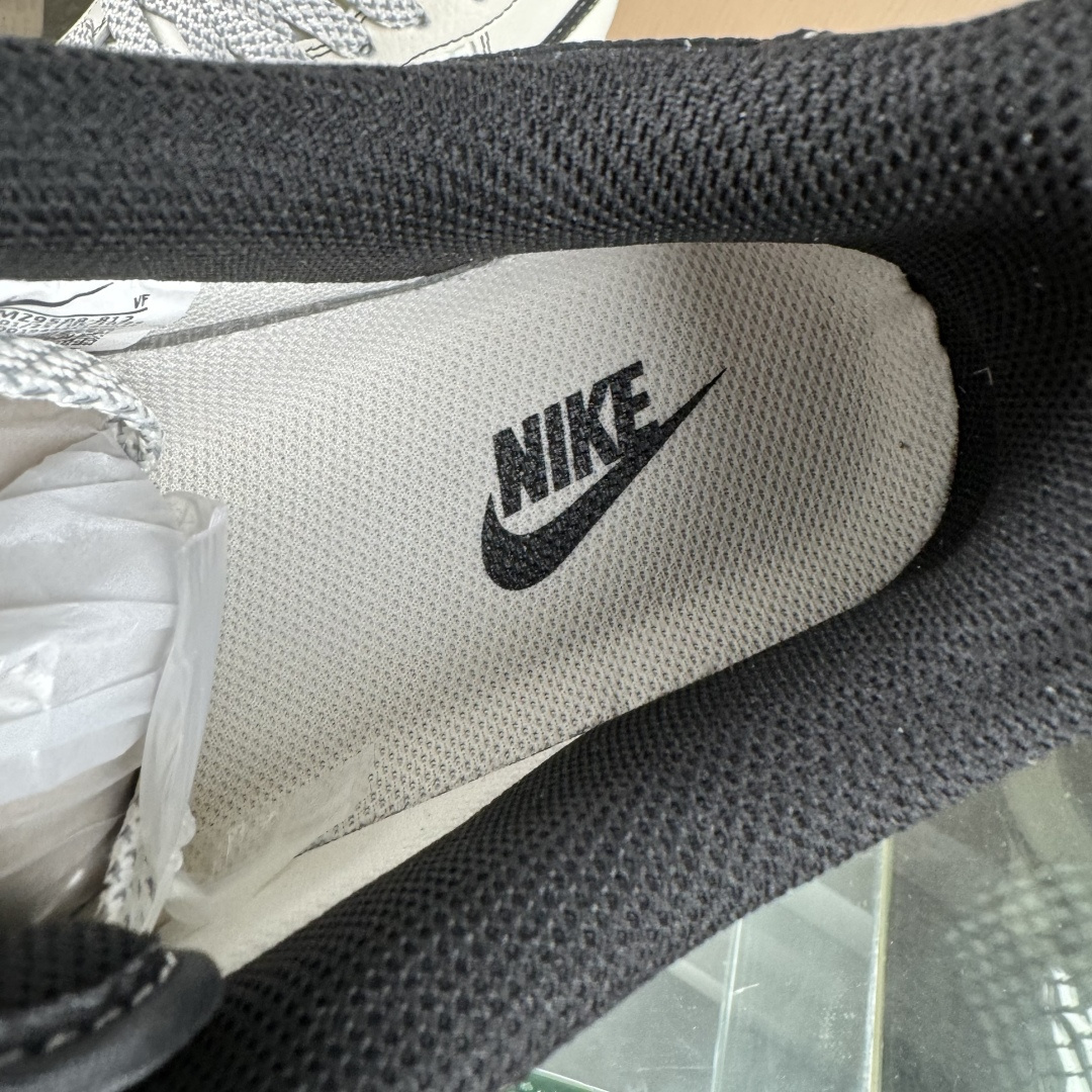 Nike Air Force 1'07 Low LV联名 印花米黑红 空军一号低帮休闲板鞋 MZ9588-812