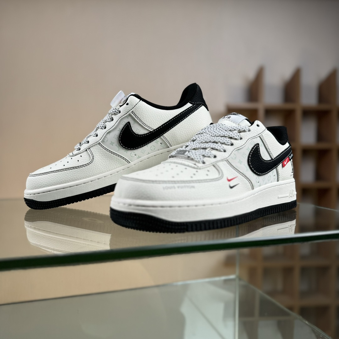 Nike Air Force 1'07 Low LV联名 印花米黑红 空军一号低帮休闲板鞋 MZ9588-812