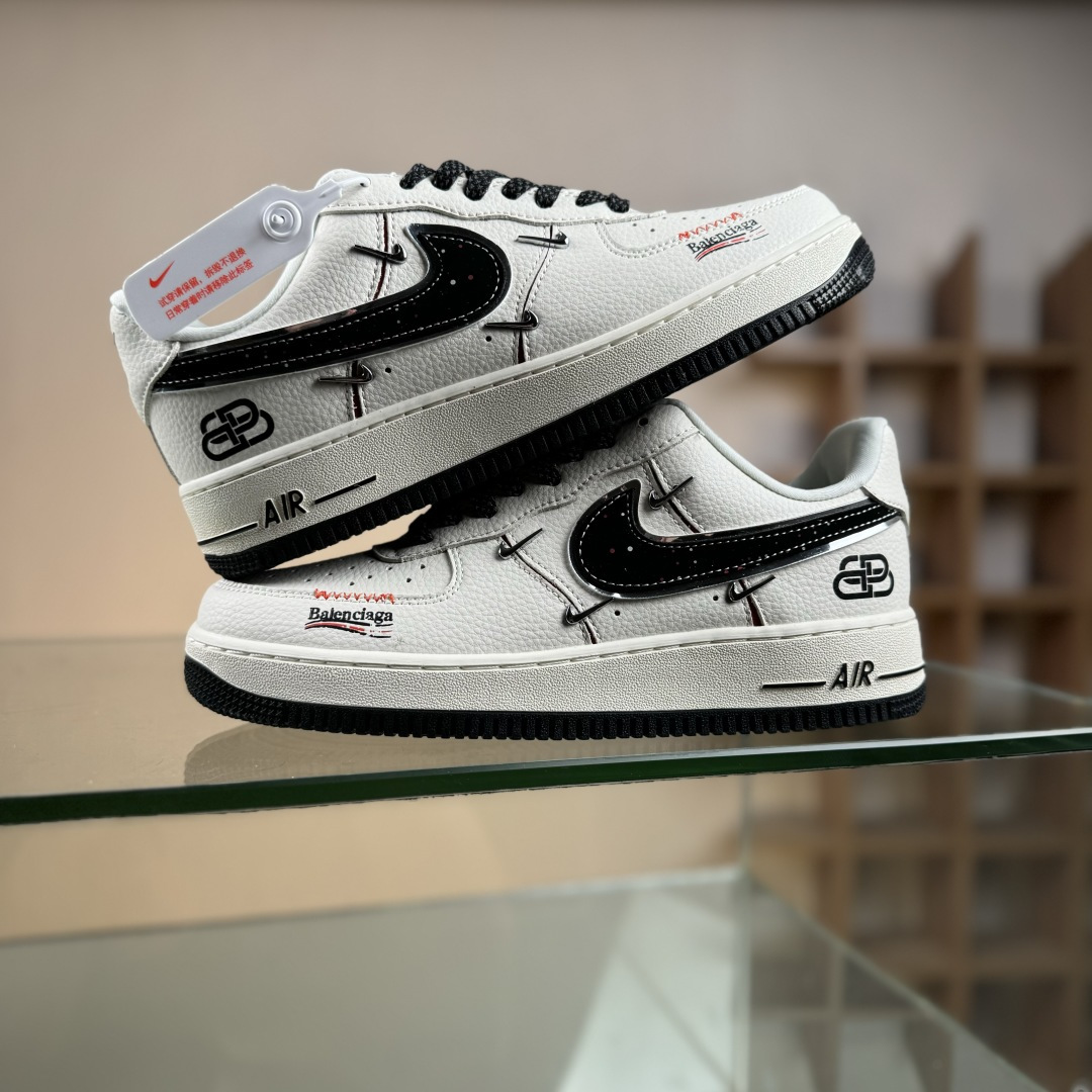 260 Nike Air Force 1'07 Low 巴黎世家联名 四银勾 空军一号低帮休闲板鞋 DD1928-309