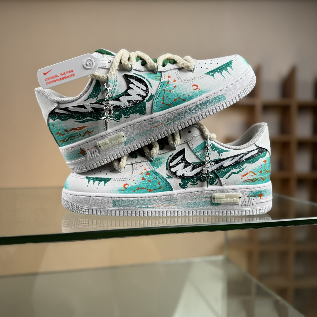 260 Nike Air Force 1'07 Low ”Aquarius” 手绘涂鸦 十二星座系列 金牛座 空军一号低帮休闲板鞋