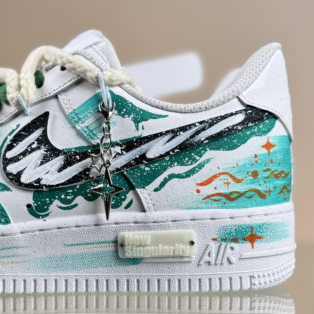 260 Nike Air Force 1'07 Low ”Aquarius” 手绘涂鸦 十二星座系列 金牛座 空军一号低帮休闲板鞋