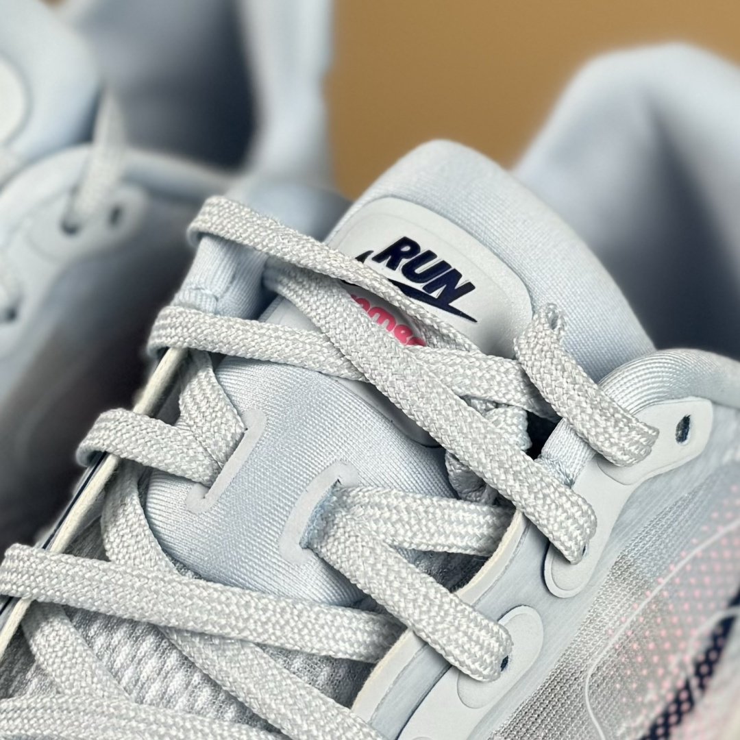 260 Nike Air Zoom Vomero Premium 耐克网面厚底气垫跑鞋 HM5973-400-Chinese UA Cheap High Quatity Brand Clothes Bags handbags Sneakers wholesale wholesaler seller from China Factory suppliers Fashion Clothing Shoes best Quality Beautiful Price 260 Nike Air Zoom Vomero Premium 耐克网面厚底气垫跑鞋 HM5973-400