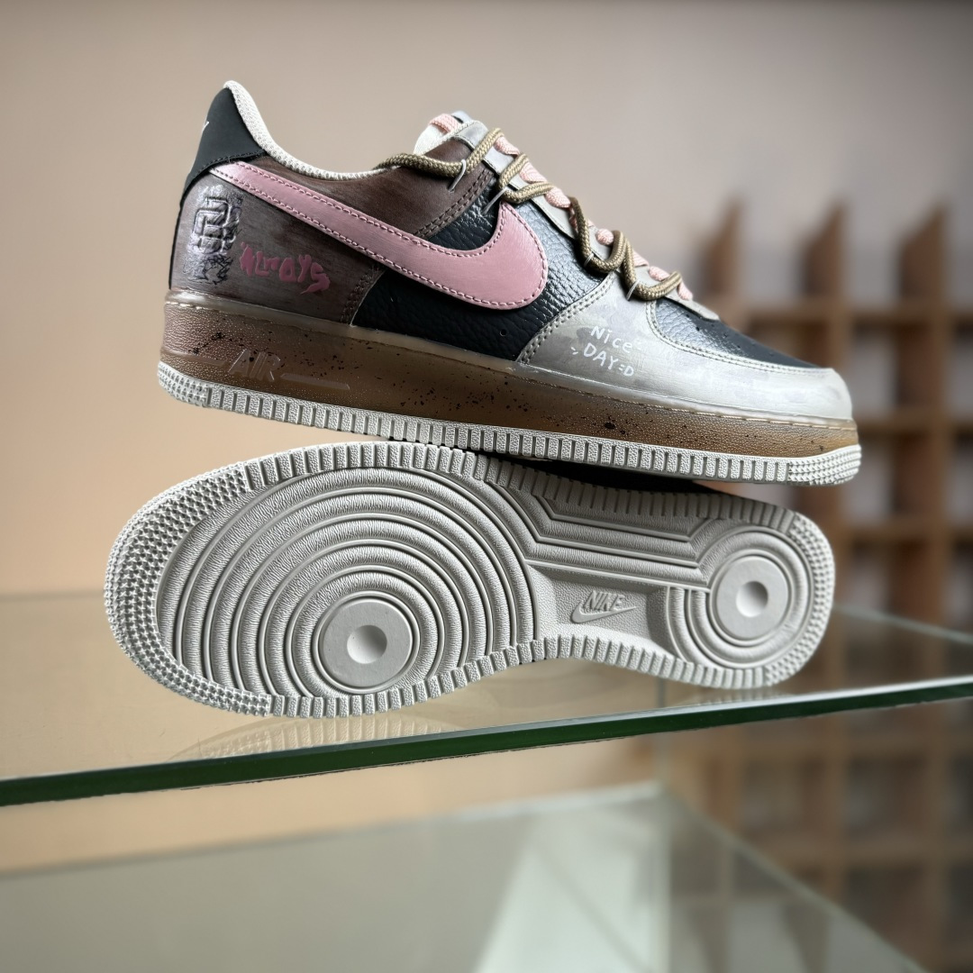 Nike Air Force 1'07 Low ”Mist Powder Diary” 手绘涂鸦 雾粉日记 空军一号低帮休闲板鞋 CW1888-680
