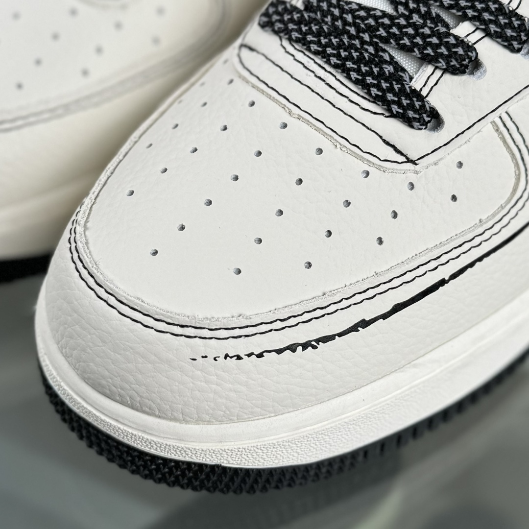 Nike Air Force 1'07 Low 古驰联名 印字米黑勾 空军一号低帮休闲板鞋 KJ1688-020