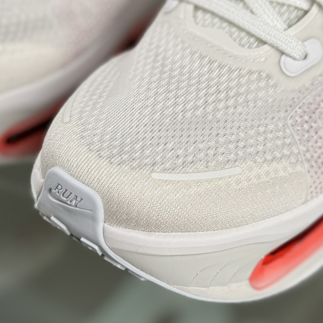 Nike Air Zoom Vomero Premium 耐克网面厚底气垫跑鞋 HQ2050-103