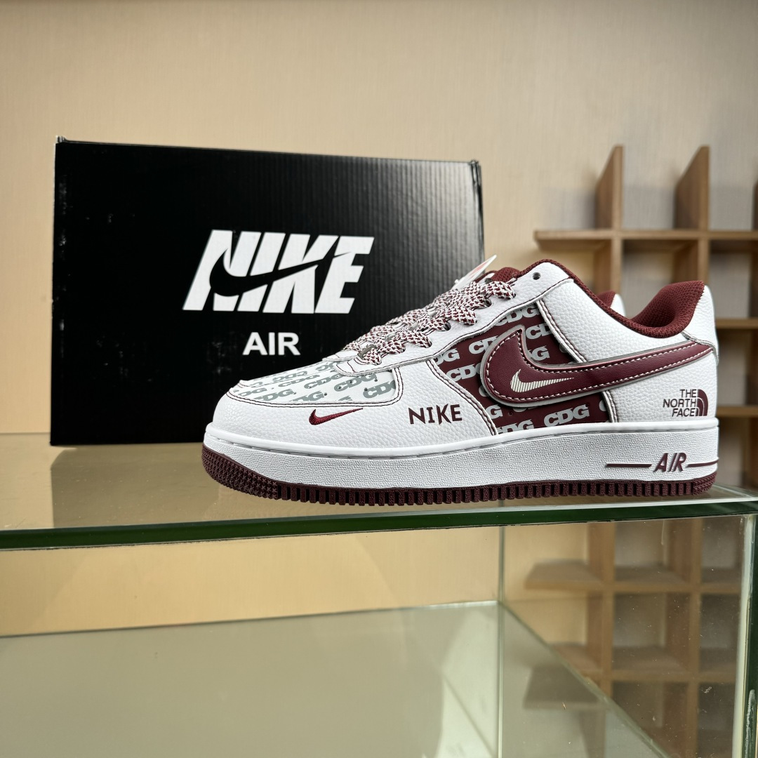 260 Nike Air Force 1 Low 07 x The North Face 白红小勾满天星 SU2305-218