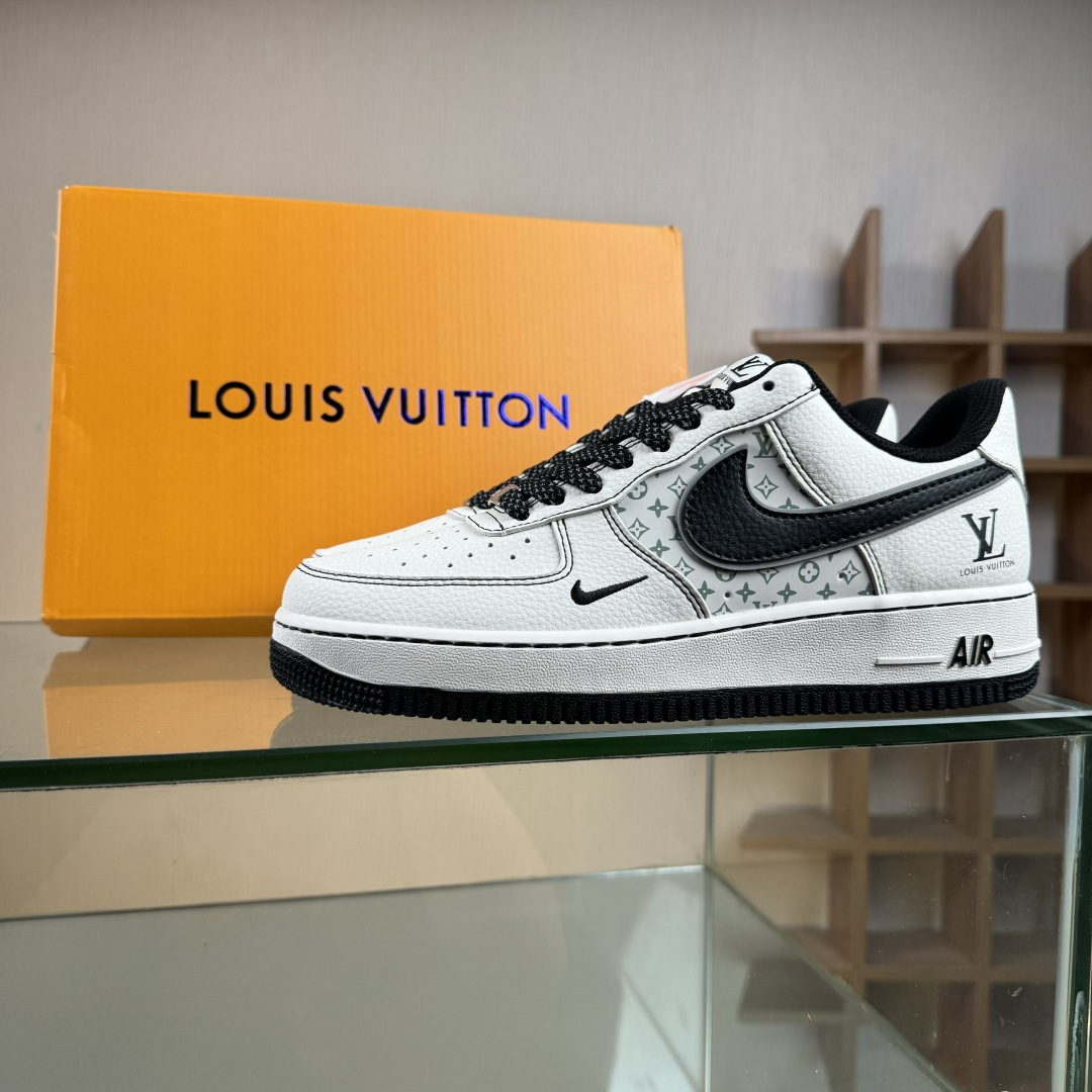 260 Nike Air Force 1'07 Low LV联名 印花米黑勾 空军一号 低帮休闲板鞋 HH7518-080