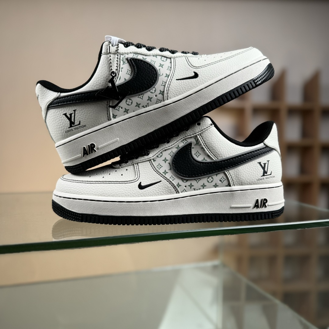 260 Nike Air Force 1'07 Low LV联名 印花米黑勾 空军一号 低帮休闲板鞋 HH7518-080