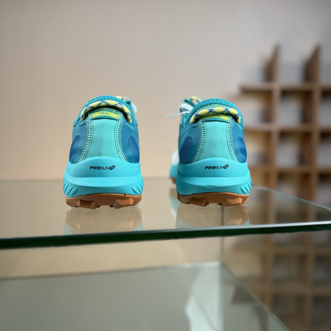 180 SAUCONY索康尼 ENDORPHIN RIFT系列 低帮缓震跑步鞋 S10856-20