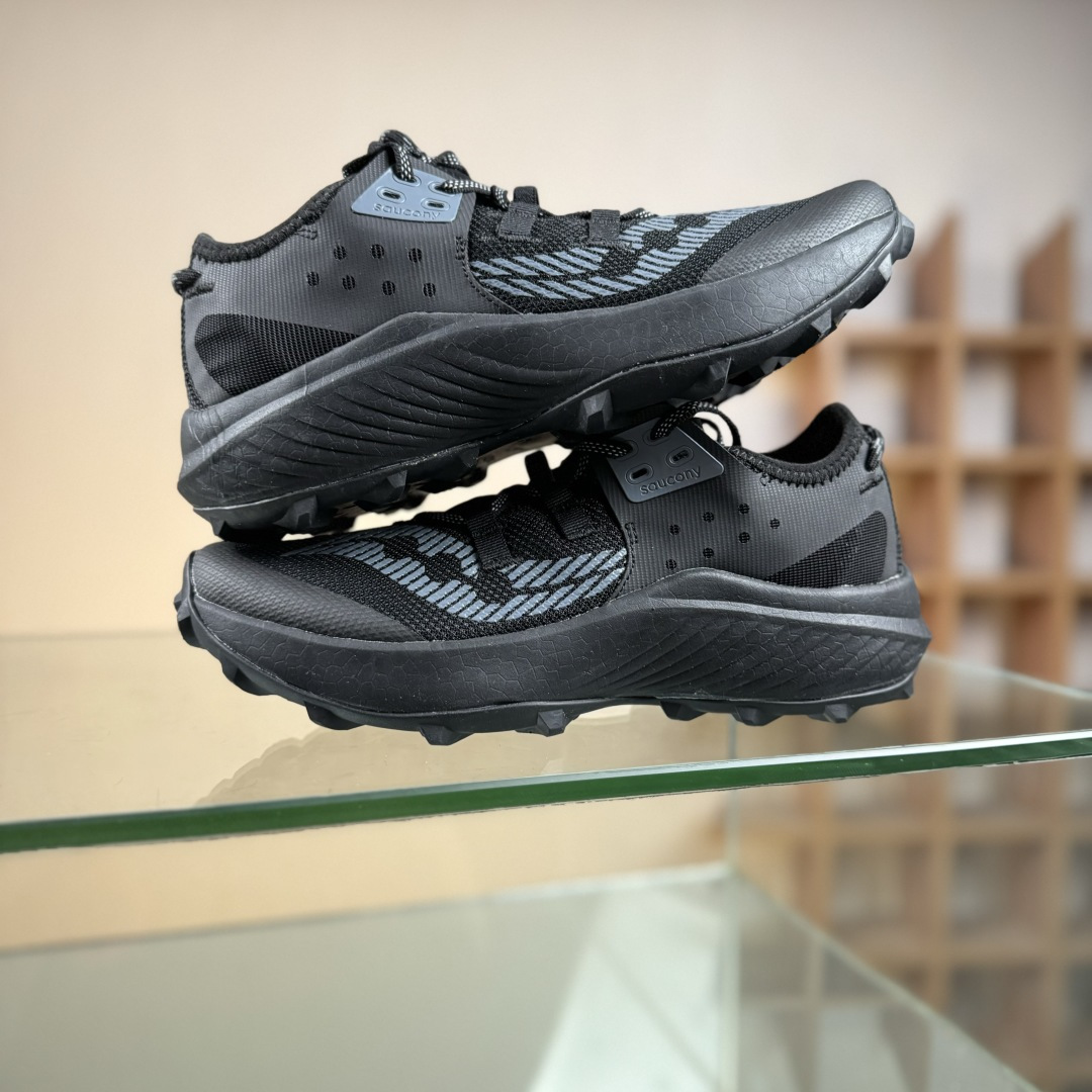 180 SAUCONY索康尼 ENDORPHIN RIFT系列 低帮缓震跑步鞋 S20865-10