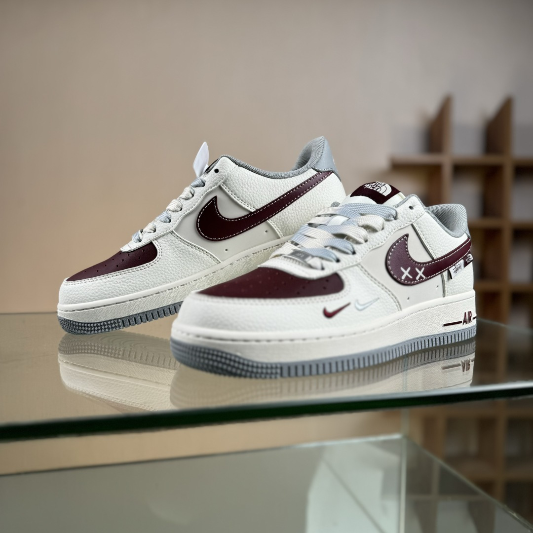Nike Air Force 1'07 Low 联名 米灰红小双勾 空军一号低帮休闲板鞋 QW5606-268