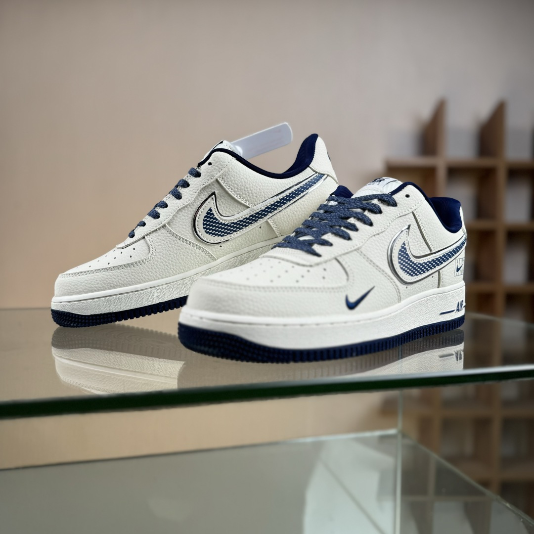 Nike Air Force 1'07 Low 米蓝星际 空军一号低帮休闲板鞋 DF0188-108