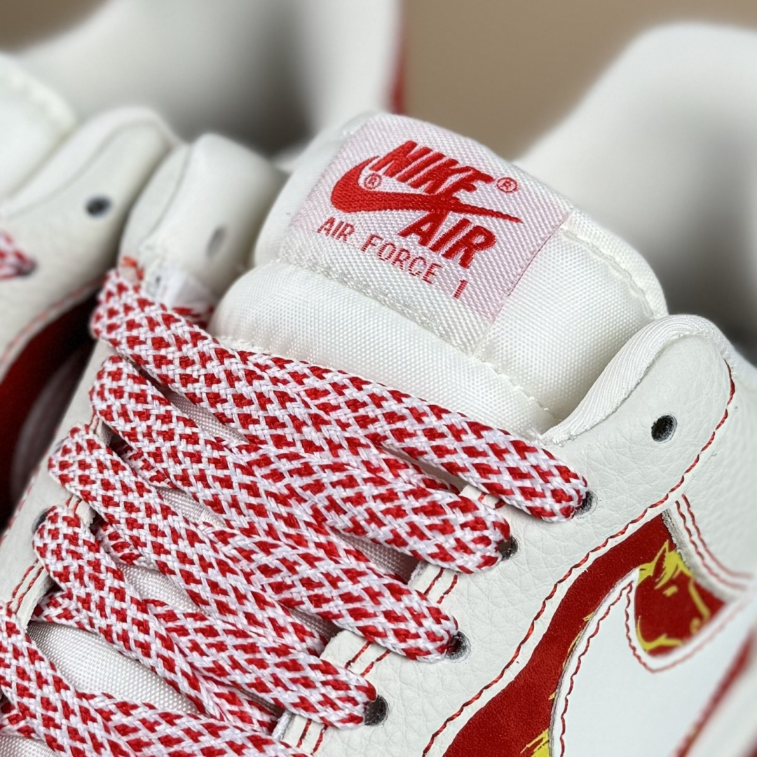 Nike Air Force 1'07 Low 马年联名 红马 空军一号低帮休闲板鞋 XL1979-133-莆田鞋,莆田鞋货源,高仿鞋,高仿鞋货源,安福档口,莆田高仿鞋,莆田鞋批发,高仿鞋批发,莆田高仿运动鞋,高仿运动鞋,莆田运动鞋 Nike Air Force 1'07 Low 马年联名 红马 空军一号低帮休闲板鞋 XL1979-133