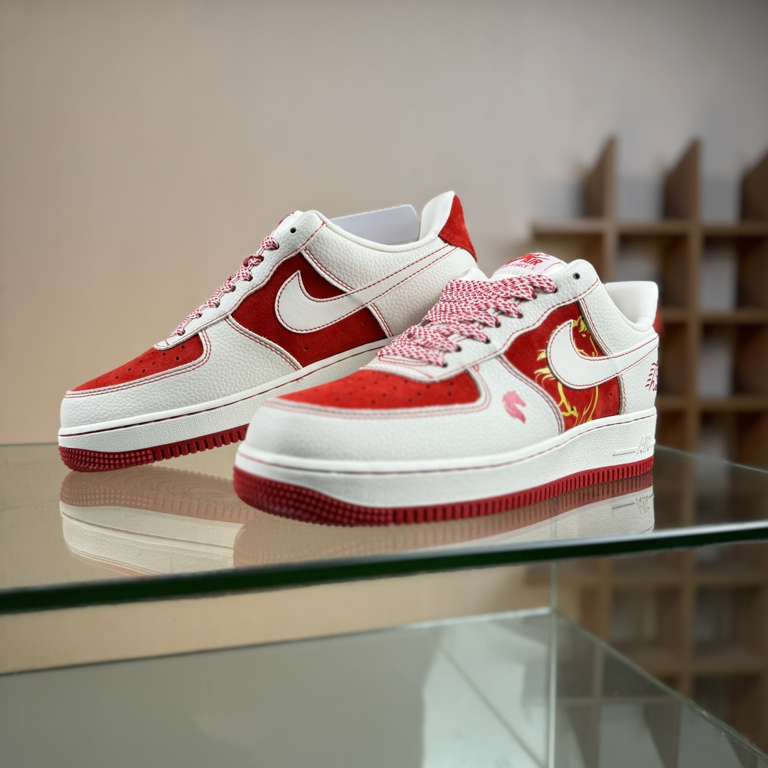 Nike Air Force 1'07 Low 马年联名 红马 空军一号低帮休闲板鞋 XL1979-133-莆田鞋,莆田鞋货源,高仿鞋,高仿鞋货源,安福档口,莆田高仿鞋,莆田鞋批发,高仿鞋批发,莆田高仿运动鞋,高仿运动鞋,莆田运动鞋 Nike Air Force 1'07 Low 马年联名 红马 空军一号低帮休闲板鞋 XL1979-133