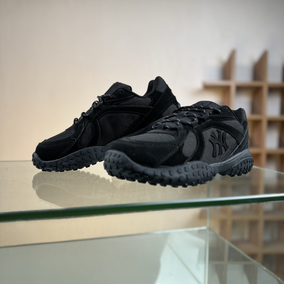 180 NY MLB Trophy Vintage SD 纽约洋基队 休闲运动鞋 3ASXT035N50BKS-Chinese UA Cheap High Quatity Brand Clothes Bags handbags Sneakers wholesale wholesaler seller from China Factory suppliers Fashion Clothing Shoes best Quality Beautiful Price 180 NY MLB Trophy Vintage SD 纽约洋基队 休闲运动鞋 3ASXT035N50BKS