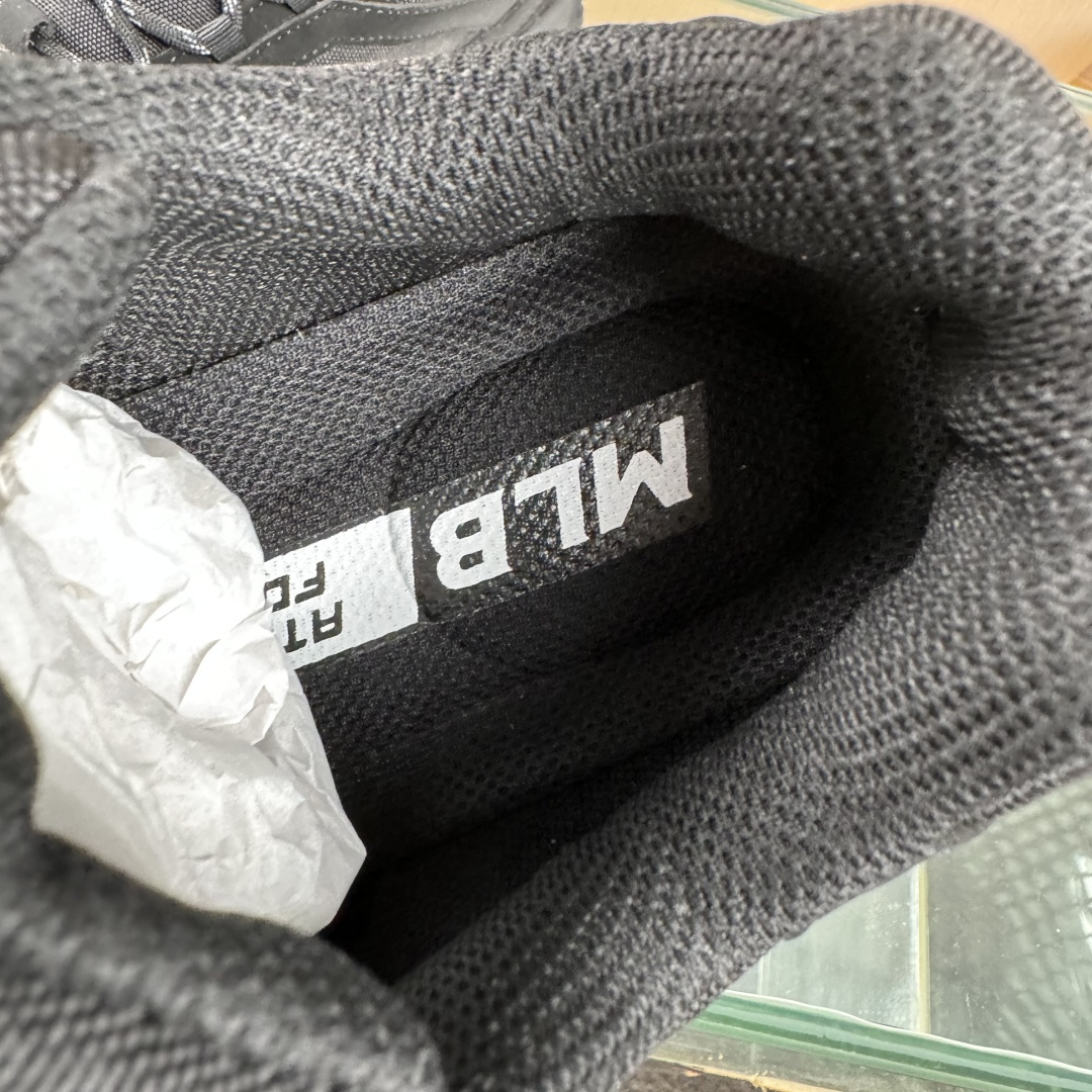 180 NY MLB Trophy Vintage SD 纽约洋基队 休闲运动鞋 3ASXT035N50BKS-Chinese UA Cheap High Quatity Brand Clothes Bags handbags Sneakers wholesale wholesaler seller from China Factory suppliers Fashion Clothing Shoes best Quality Beautiful Price 180 NY MLB Trophy Vintage SD 纽约洋基队 休闲运动鞋 3ASXT035N50BKS