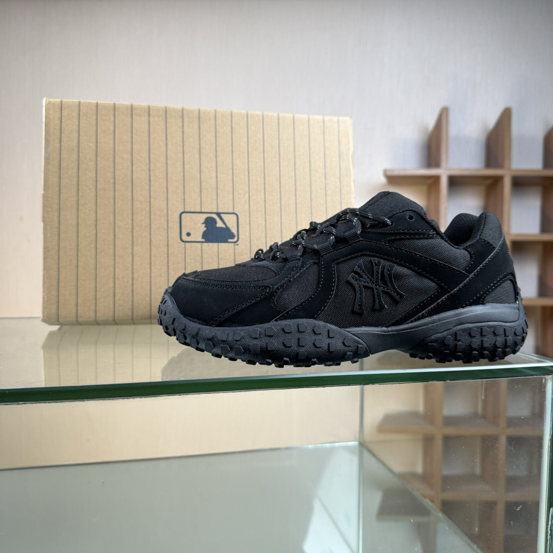 180 NY MLB Trophy Vintage SD 纽约洋基队 休闲运动鞋 3ASXT035N50BKS-Chinese UA Cheap High Quatity Brand Clothes Bags handbags Sneakers wholesale wholesaler seller from China Factory suppliers Fashion Clothing Shoes best Quality Beautiful Price 180 NY MLB Trophy Vintage SD 纽约洋基队 休闲运动鞋 3ASXT035N50BKS