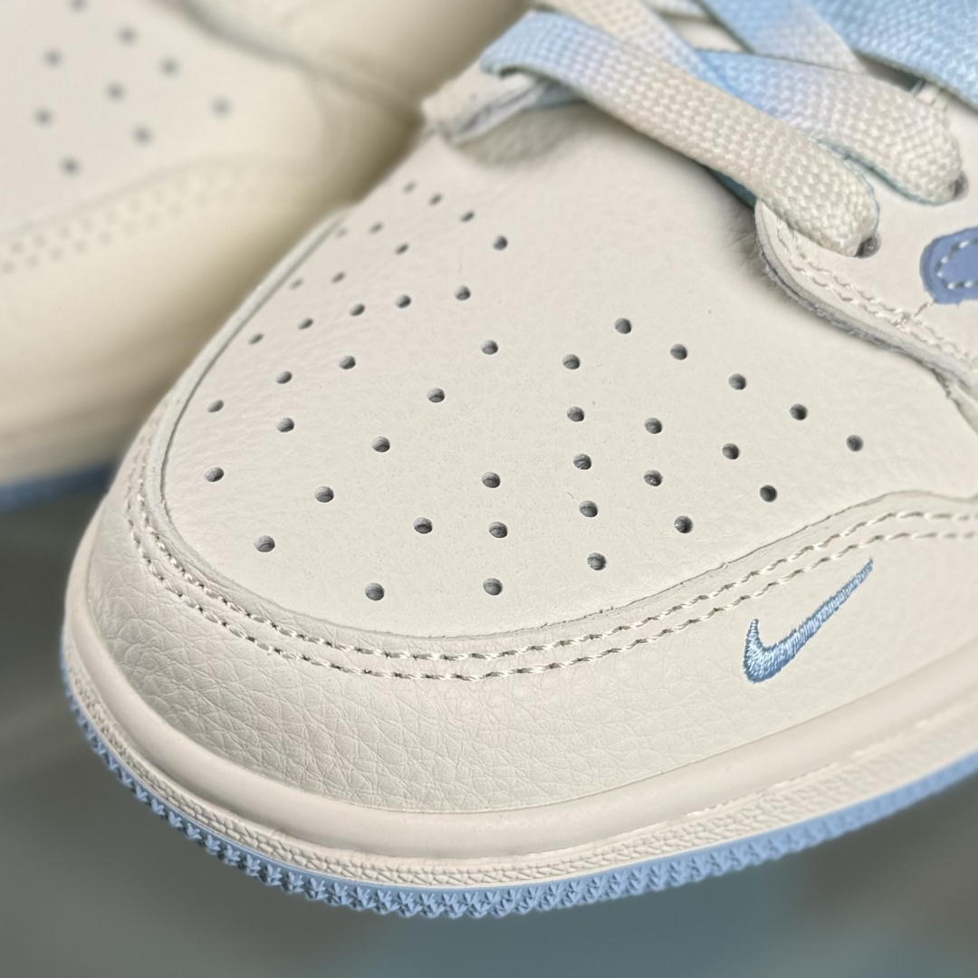 Travis Scott x Fragment Design x Air Jordan 1 Low OG SP AJ1 乔1斯图西联名 台球蓝勾 低帮文化休闲板鞋 XS7089-602-莆田鞋,莆田鞋货源,高仿鞋,高仿鞋货源,安福档口,莆田高仿鞋,莆田鞋批发,高仿鞋批发,莆田高仿运动鞋,高仿运动鞋,莆田运动鞋 Travis Scott x Fragment Design x Air Jordan 1 Low OG SP AJ1 乔1斯图西联名 台球蓝勾 低帮文化休闲板鞋 XS7089-602