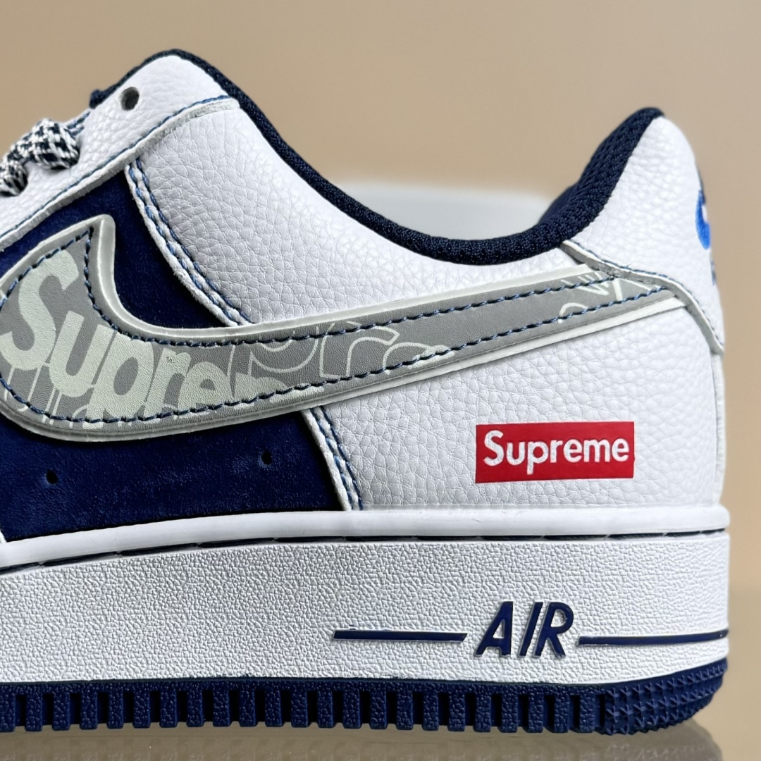 Nike Air Force 1'07 Low Supreme联名 灰勾蓝猪八 空军一号低帮休闲板鞋 XZ6188-187-莆田鞋,莆田鞋货源,高仿鞋,高仿鞋货源,安福档口,莆田高仿鞋,莆田鞋批发,高仿鞋批发,莆田高仿运动鞋,高仿运动鞋,莆田运动鞋 Nike Air Force 1'07 Low Supreme联名 灰勾蓝猪八 空军一号低帮休闲板鞋 XZ6188-187