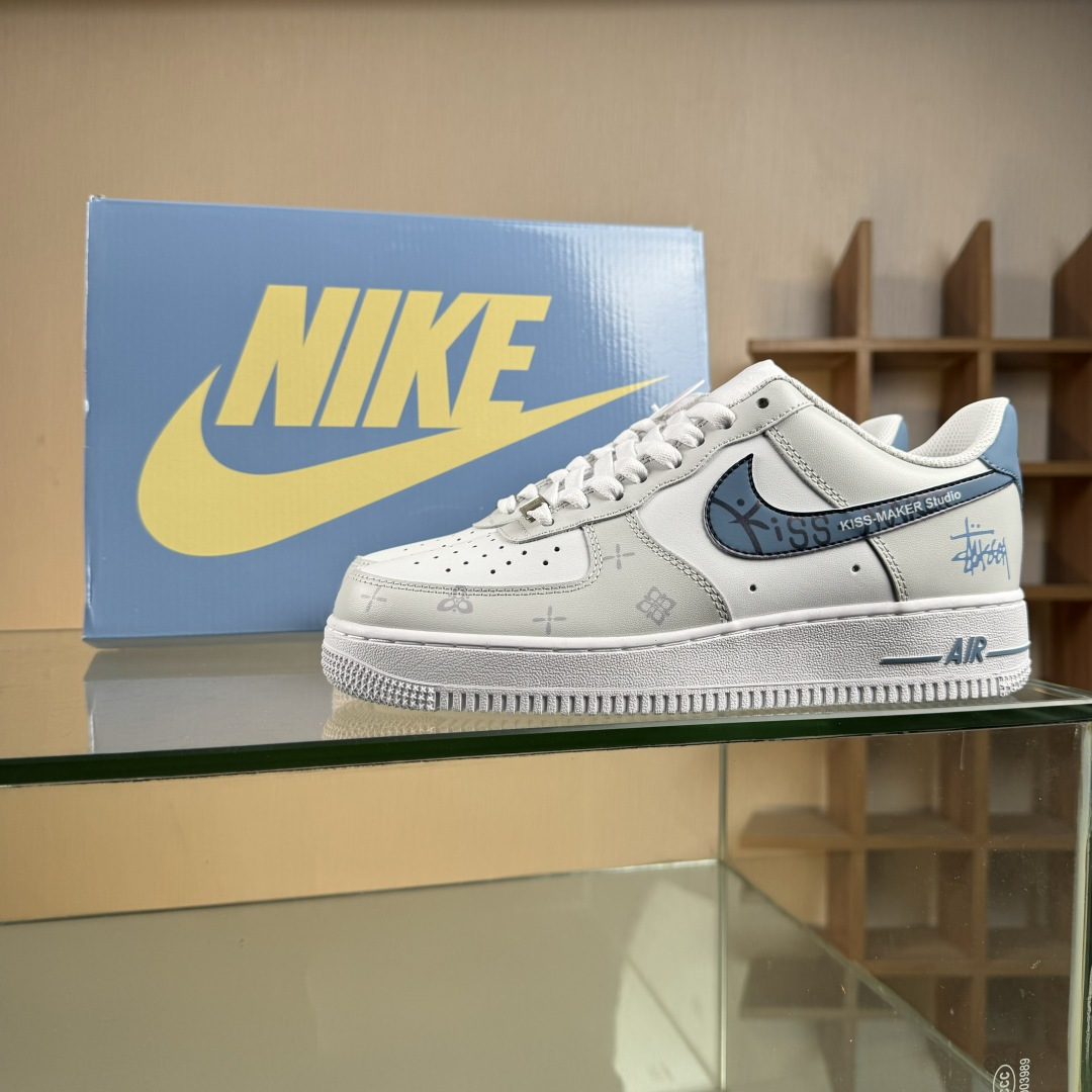 Nike Air Force 1'07 Low 二次元主题 斯图西联名 空军一号低帮休闲板鞋 ZH0316-137