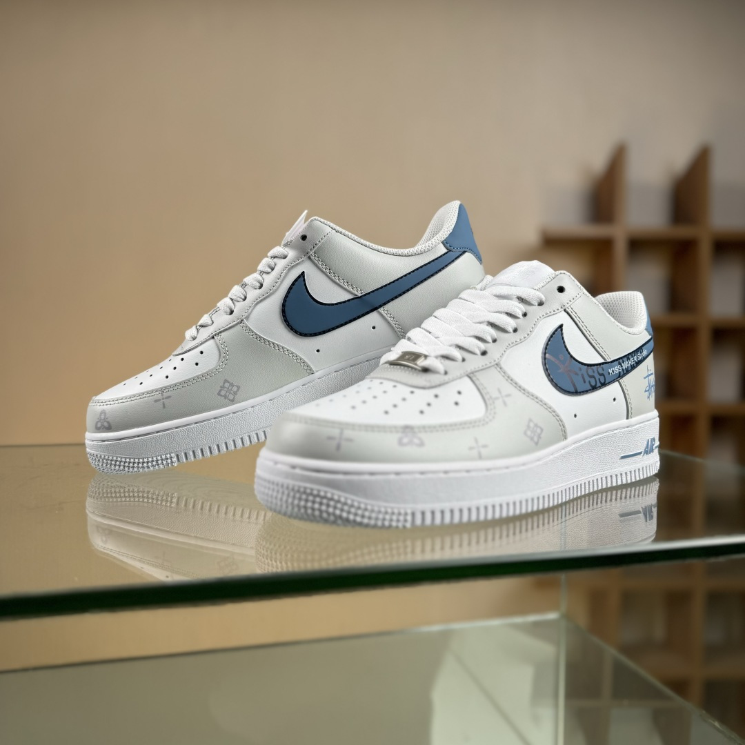 Nike Air Force 1'07 Low 二次元主题 斯图西联名 空军一号低帮休闲板鞋 ZH0316-137