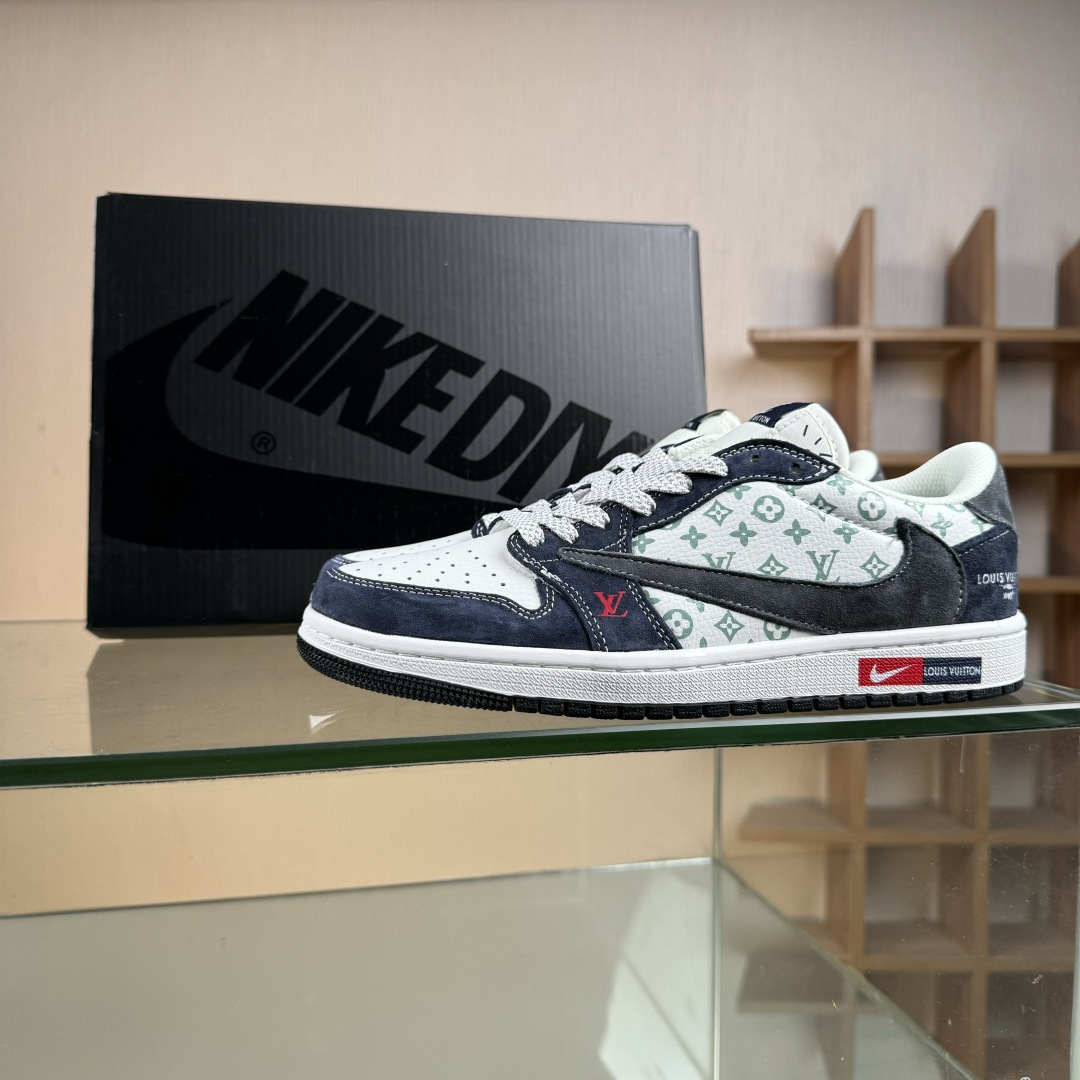 Travis Scott x Fragment Design x Air Jordan 1 Low OG SP AJ1 乔1联名 灰蓝印花猪八 低帮文化休闲板鞋 DZ5899-034-莆田鞋,莆田鞋货源,高仿鞋,高仿鞋货源,安福档口,莆田高仿鞋,莆田鞋批发,高仿鞋批发,莆田高仿运动鞋,高仿运动鞋,莆田运动鞋 Travis Scott x Fragment Design x Air Jordan 1 Low OG SP AJ1 乔1联名 灰蓝印花猪八 低帮文化休闲板鞋 DZ5899-034