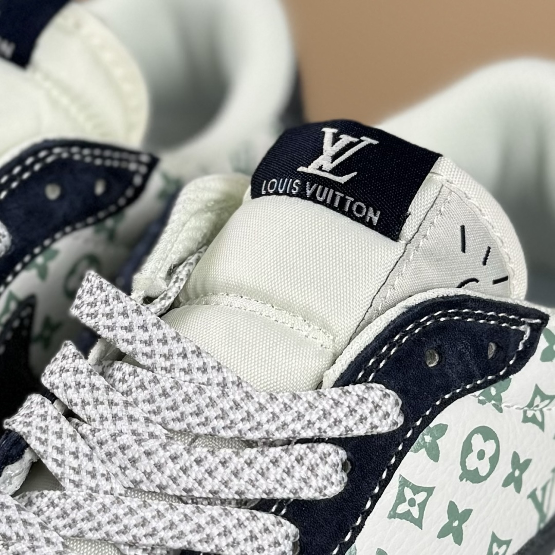 Travis Scott x Fragment Design x Air Jordan 1 Low OG SP AJ1 乔1联名 灰蓝印花猪八 低帮文化休闲板鞋 DZ5899-034-莆田鞋,莆田鞋货源,高仿鞋,高仿鞋货源,安福档口,莆田高仿鞋,莆田鞋批发,高仿鞋批发,莆田高仿运动鞋,高仿运动鞋,莆田运动鞋 Travis Scott x Fragment Design x Air Jordan 1 Low OG SP AJ1 乔1联名 灰蓝印花猪八 低帮文化休闲板鞋 DZ5899-034