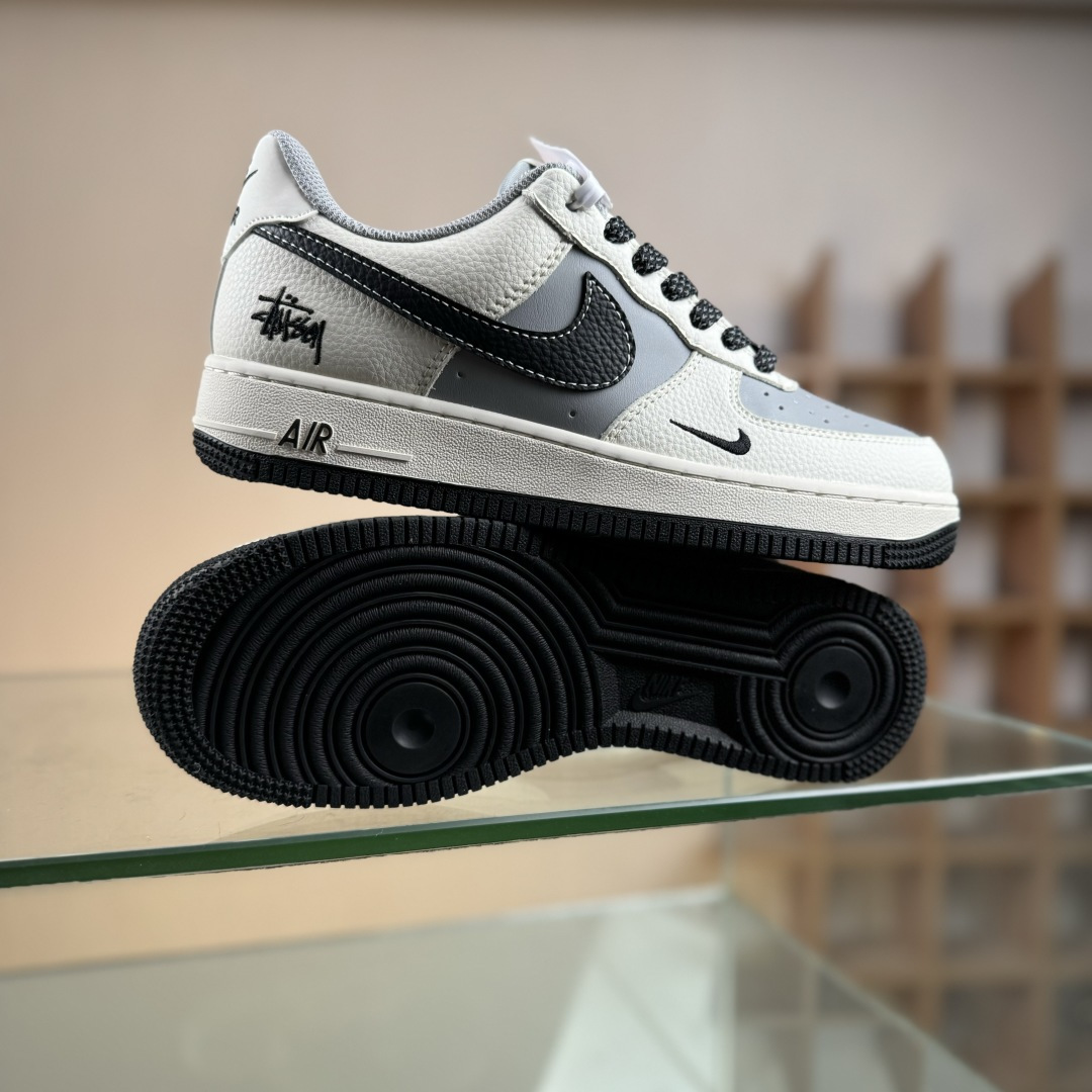 Nike Air Force 1'07 Low 斯图西联名 米黑灰拼接 空军一号低帮休闲板鞋 JS8028-017