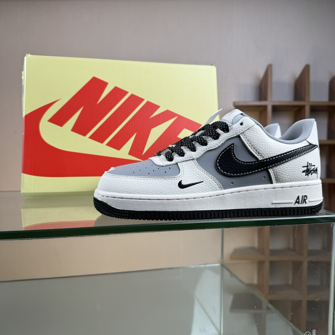Nike Air Force 1'07 Low 斯图西联名 米黑灰拼接 空军一号低帮休闲板鞋 JS8028-017