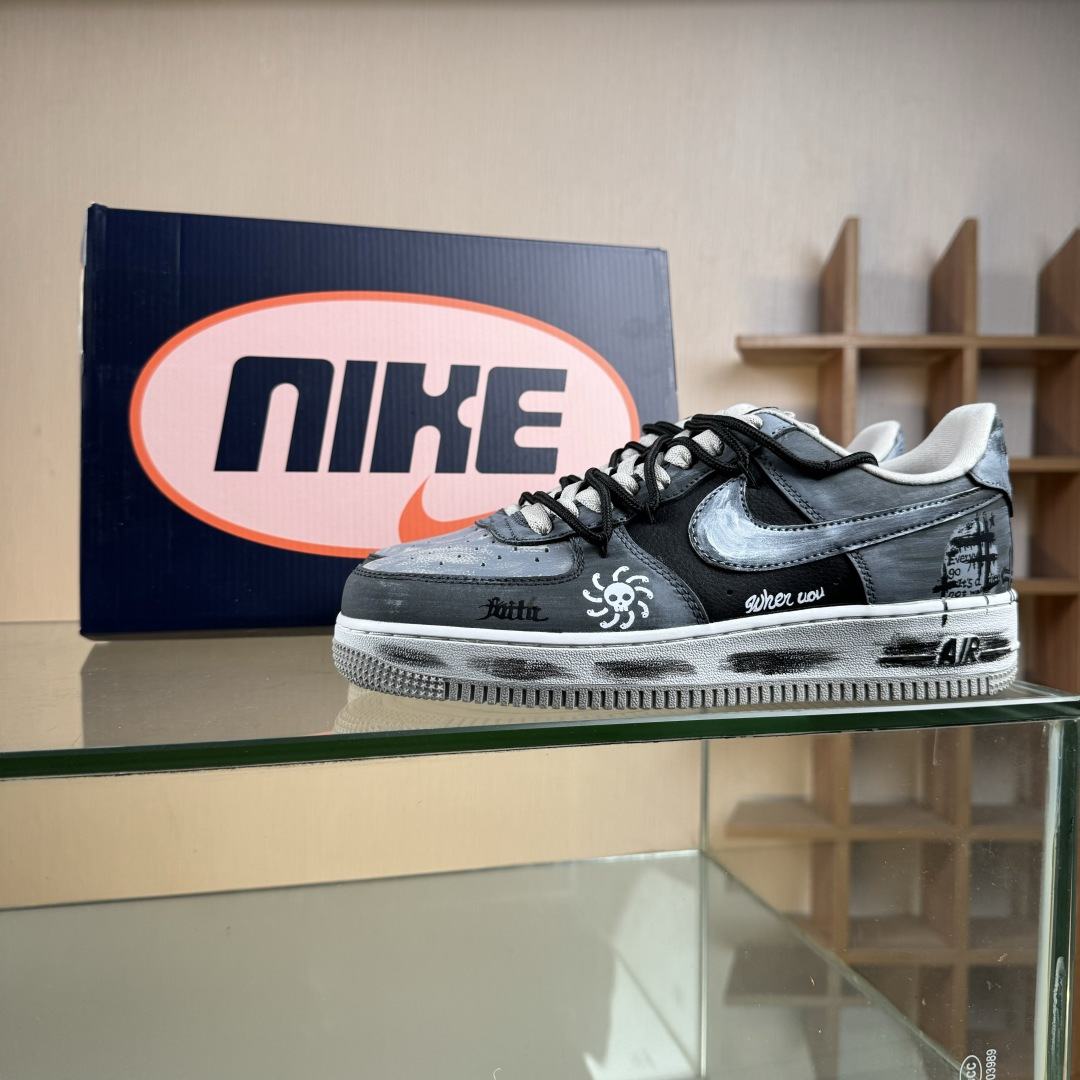 Nike Air Force 1'07 Low ”Ink Stained Skeleton” 手绘涂鸦 墨痕骷髅 空军一号低帮休闲板鞋 CW6871-777