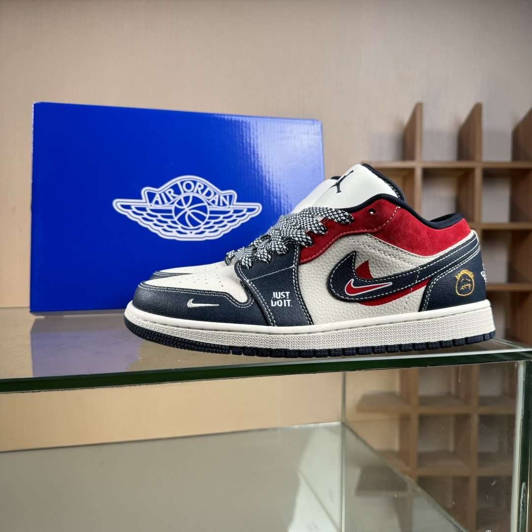 Nike Air Jordan 1 Low AJ1乔1低帮休闲板鞋 LR8888-017