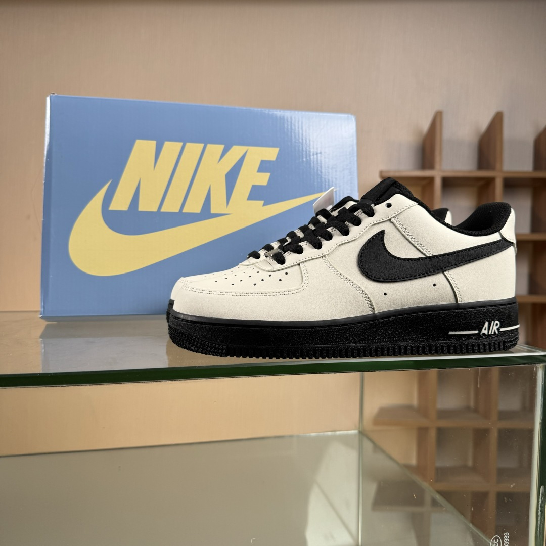 Nike Air Force 1'07 Low 二次元主题 米黑 空军一号低帮休闲板鞋 ZH0316-143