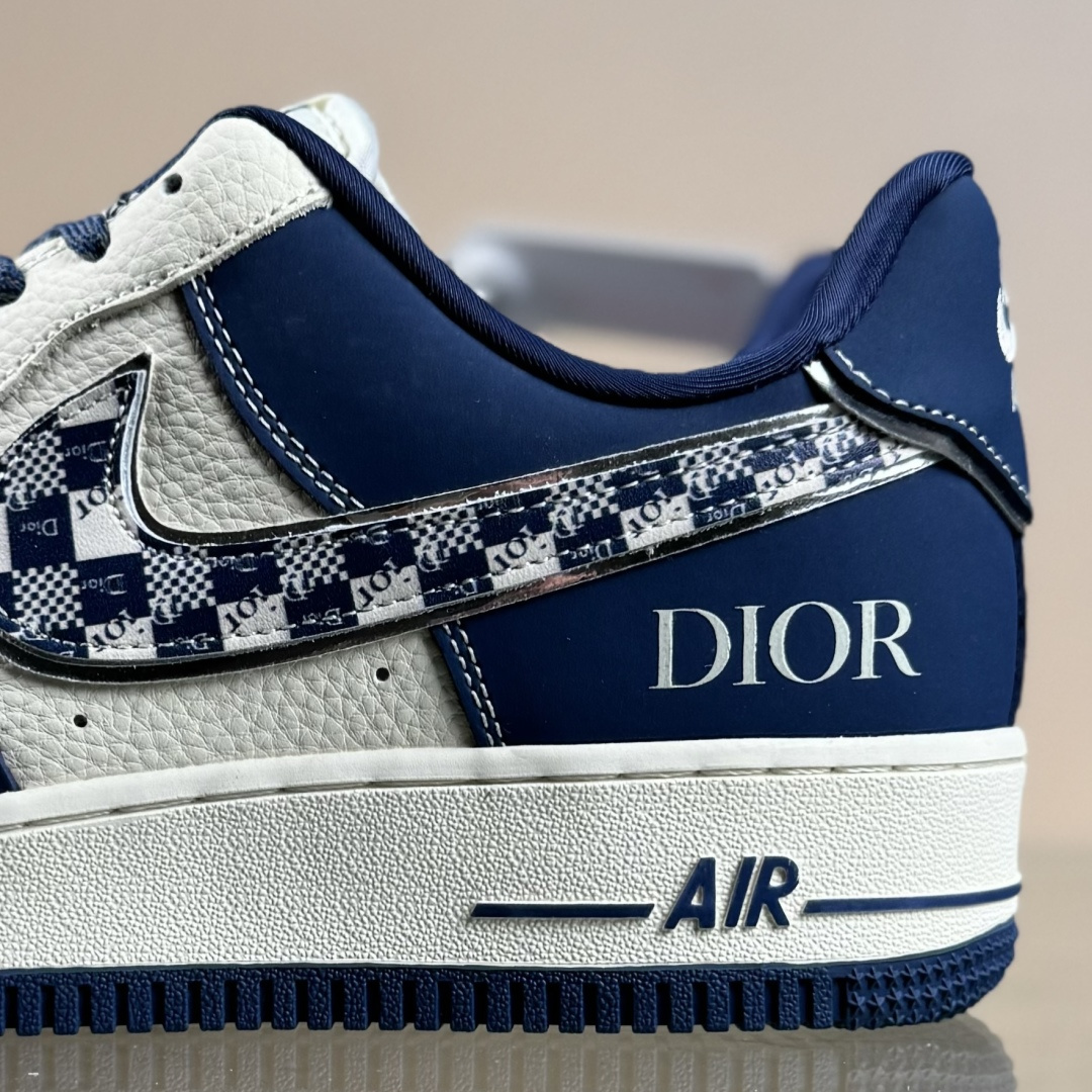 Nike Air Force 1'07 Low 迪奥联名 米蓝九宫格 空军一号低帮休闲板鞋 DF0188-103-莆田鞋,莆田鞋货源,高仿鞋,高仿鞋货源,安福档口,莆田高仿鞋,莆田鞋批发,高仿鞋批发,莆田高仿运动鞋,高仿运动鞋,莆田运动鞋 Nike Air Force 1'07 Low 迪奥联名 米蓝九宫格 空军一号低帮休闲板鞋 DF0188-103