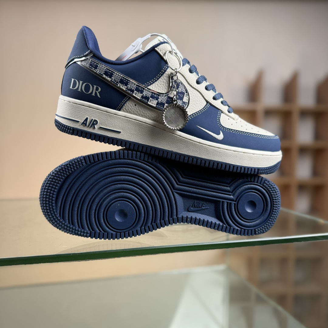 Nike Air Force 1'07 Low 迪奥联名 米蓝九宫格 空军一号低帮休闲板鞋 DF0188-103-莆田鞋,莆田鞋货源,高仿鞋,高仿鞋货源,安福档口,莆田高仿鞋,莆田鞋批发,高仿鞋批发,莆田高仿运动鞋,高仿运动鞋,莆田运动鞋 Nike Air Force 1'07 Low 迪奥联名 米蓝九宫格 空军一号低帮休闲板鞋 DF0188-103
