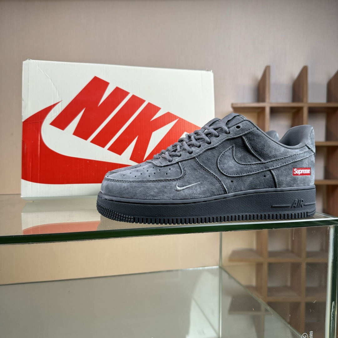 Nike Air Force 1'07 Low Supreme联名 全猪八 空军一号低帮休闲板鞋 DF0188-115