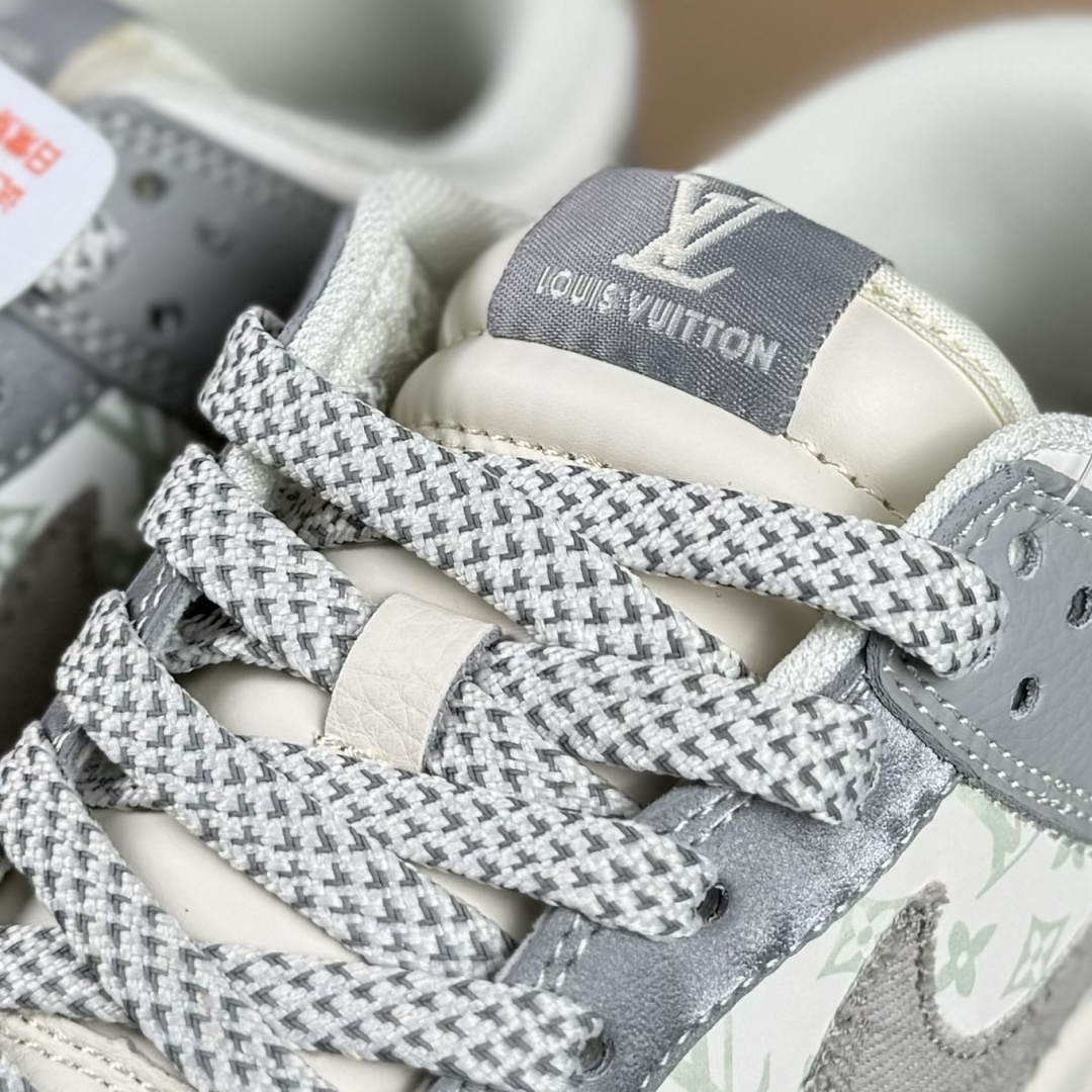Nike SB Dunk Low LV联名 牛仔百搭灰 周年高端定制 低帮休闲板鞋 XS6089-629-莆田鞋,莆田鞋货源,高仿鞋,高仿鞋货源,安福档口,莆田高仿鞋,莆田鞋批发,高仿鞋批发,莆田高仿运动鞋,高仿运动鞋,莆田运动鞋 Nike SB Dunk Low LV联名 牛仔百搭灰 周年高端定制 低帮休闲板鞋 XS6089-629