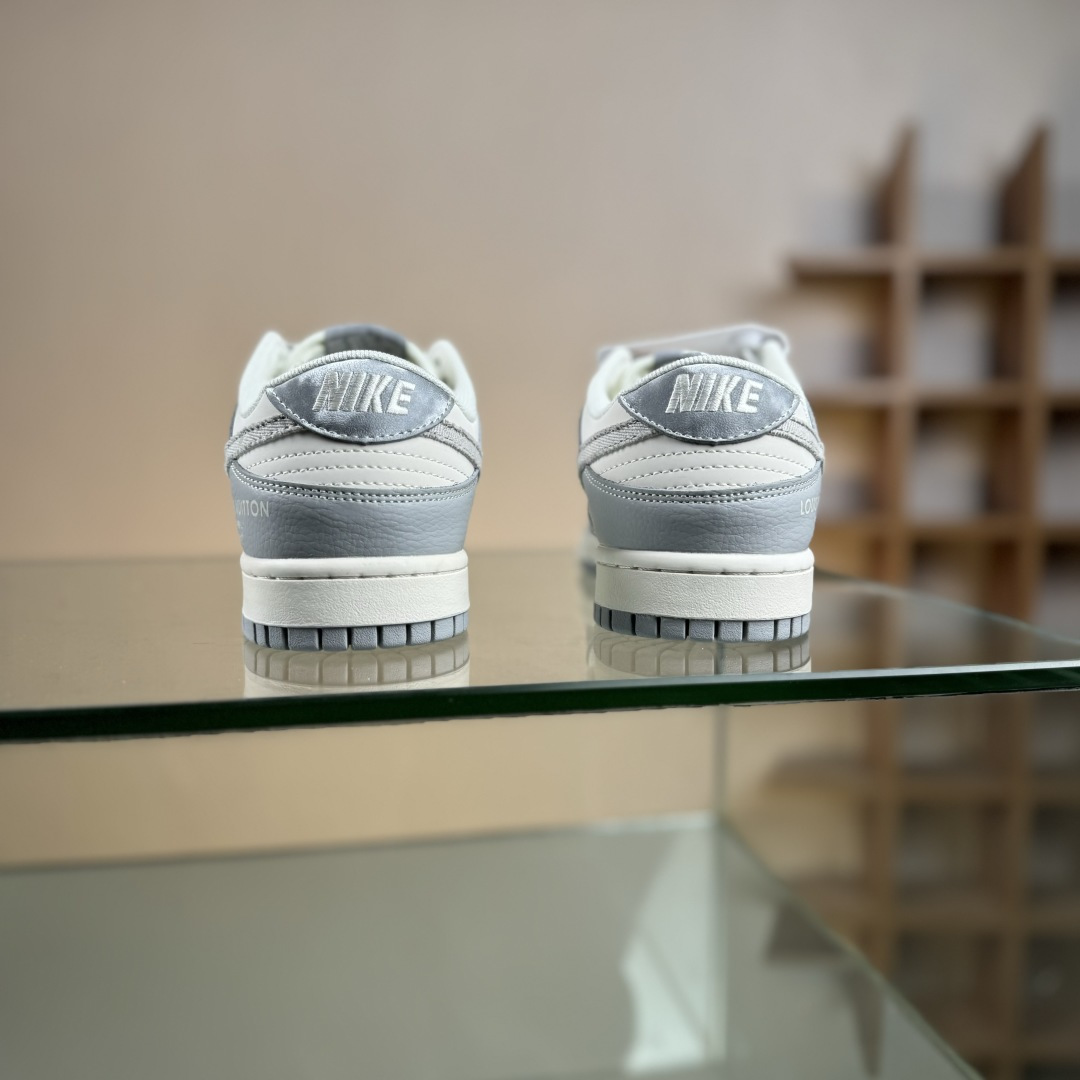 Nike SB Dunk Low LV联名 牛仔百搭灰 周年高端定制 低帮休闲板鞋 XS6089-629-莆田鞋,莆田鞋货源,高仿鞋,高仿鞋货源,安福档口,莆田高仿鞋,莆田鞋批发,高仿鞋批发,莆田高仿运动鞋,高仿运动鞋,莆田运动鞋 Nike SB Dunk Low LV联名 牛仔百搭灰 周年高端定制 低帮休闲板鞋 XS6089-629