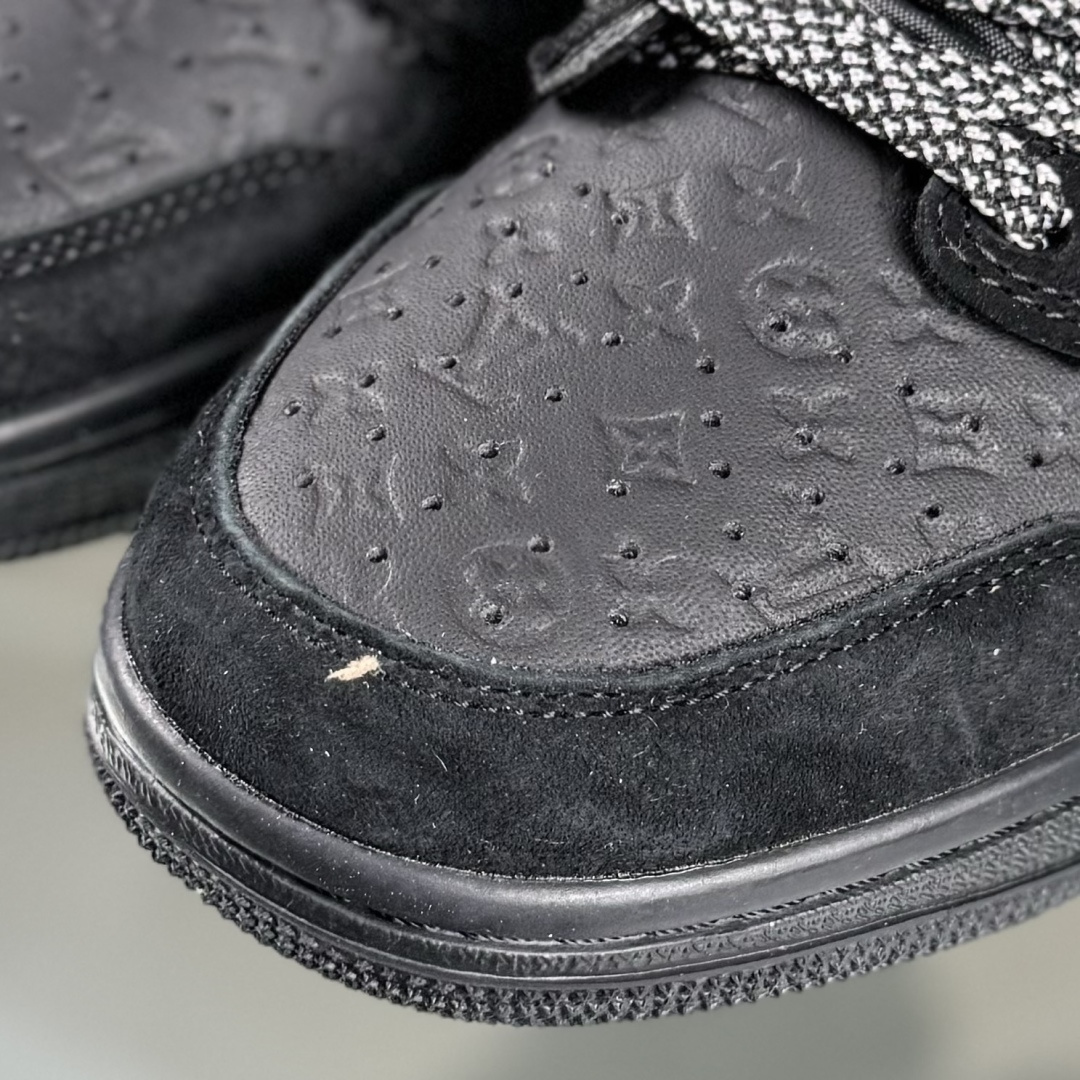 XC版Travis Scott x Fragment Design x Jordan Air Jordan 1 Low OG SP “LV联名——黑金” DZ5899-033-莆田鞋,莆田鞋货源,高仿鞋,高仿鞋货源,安福档口,莆田高仿鞋,莆田鞋批发,高仿鞋批发,莆田高仿运动鞋,高仿运动鞋,莆田运动鞋 XC版Travis Scott x Fragment Design x Jordan Air Jordan 1 Low OG SP “LV联名——黑金” DZ5899-033