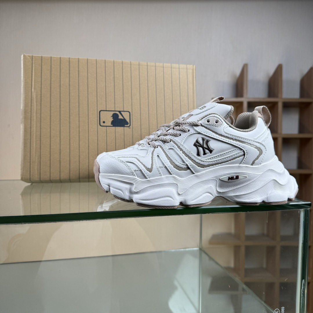 190 NY MLB Champ Chunky Vintage NB 纽约洋基队 增高厚底休闲板鞋 3ASHCC05N50BGS-Chinese UA Cheap High Quatity Brand Clothes Bags handbags Sneakers wholesale wholesaler seller from China Factory suppliers Fashion Clothing Shoes best Quality Beautiful Price 190 NY MLB Champ Chunky Vintage NB 纽约洋基队 增高厚底休闲板鞋 3ASHCC05N50BGS