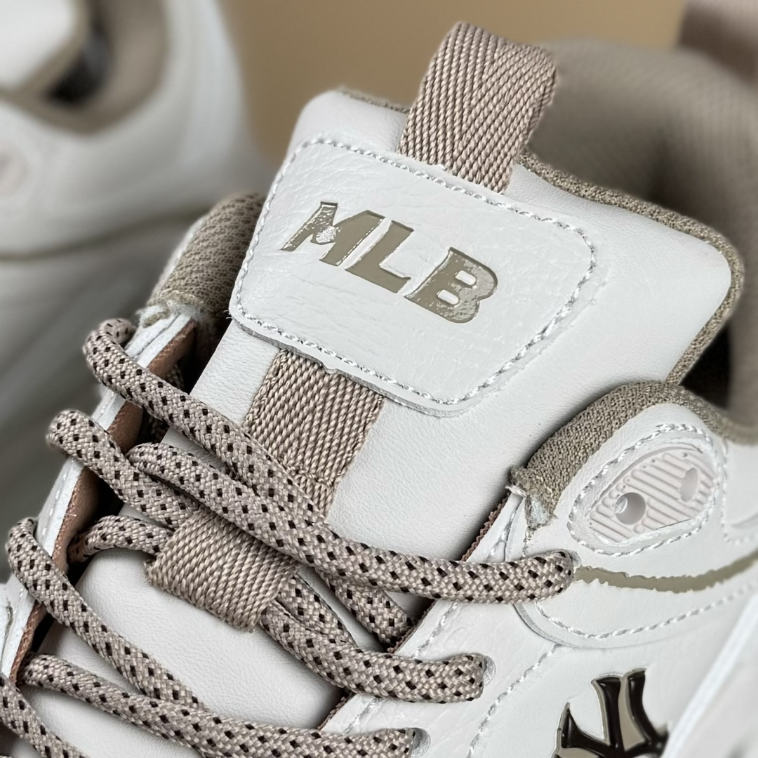 190 NY MLB Champ Chunky Vintage NB 纽约洋基队 增高厚底休闲板鞋 3ASHCC05N50BGS-Chinese UA Cheap High Quatity Brand Clothes Bags handbags Sneakers wholesale wholesaler seller from China Factory suppliers Fashion Clothing Shoes best Quality Beautiful Price 190 NY MLB Champ Chunky Vintage NB 纽约洋基队 增高厚底休闲板鞋 3ASHCC05N50BGS