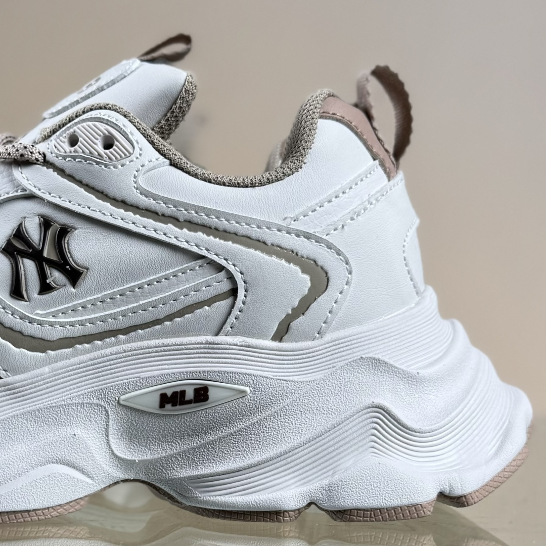 190 NY MLB Champ Chunky Vintage NB 纽约洋基队 增高厚底休闲板鞋 3ASHCC05N50BGS-Chinese UA Cheap High Quatity Brand Clothes Bags handbags Sneakers wholesale wholesaler seller from China Factory suppliers Fashion Clothing Shoes best Quality Beautiful Price 190 NY MLB Champ Chunky Vintage NB 纽约洋基队 增高厚底休闲板鞋 3ASHCC05N50BGS