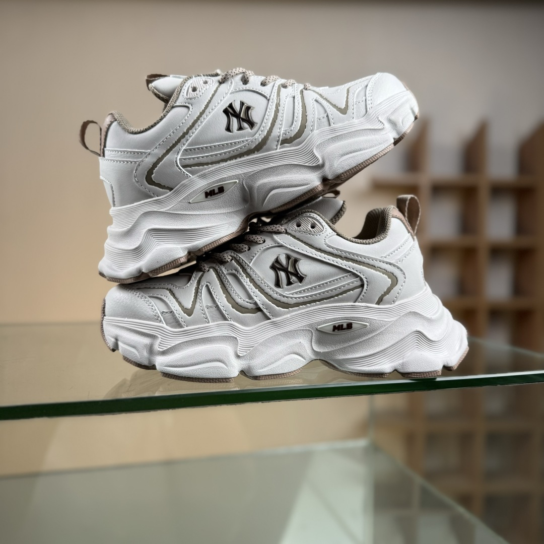 190 NY MLB Champ Chunky Vintage NB 纽约洋基队 增高厚底休闲板鞋 3ASHCC05N50BGS-Chinese UA Cheap High Quatity Brand Clothes Bags handbags Sneakers wholesale wholesaler seller from China Factory suppliers Fashion Clothing Shoes best Quality Beautiful Price 190 NY MLB Champ Chunky Vintage NB 纽约洋基队 增高厚底休闲板鞋 3ASHCC05N50BGS