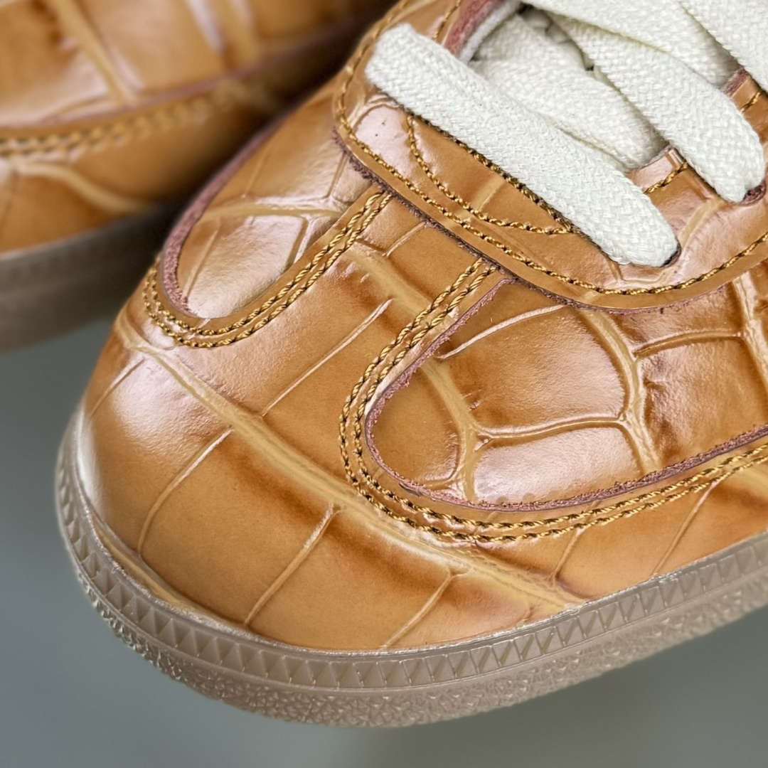 Adidas Originals Wb Pony Leo Samba OG 桑巴舞系列绅士德训足球风百搭低帮休闲运动板鞋 JH9826 Adidas Originals Wb Pony Leo Samba OG 桑巴舞系列绅士德训足球风百搭低帮休闲运动板鞋 JH9826