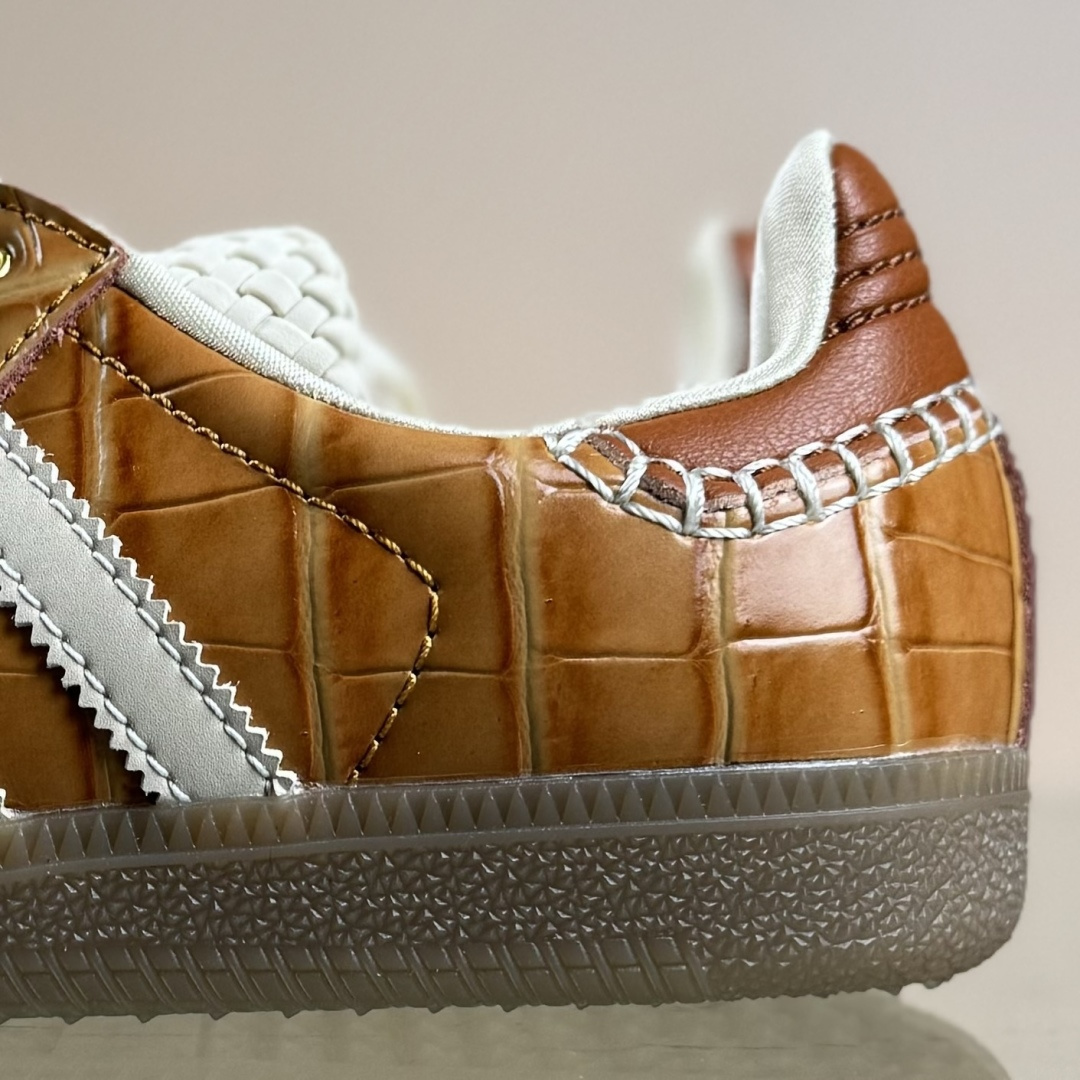 Adidas Originals Wb Pony Leo Samba OG 桑巴舞系列绅士德训足球风百搭低帮休闲运动板鞋 JH9826 Adidas Originals Wb Pony Leo Samba OG 桑巴舞系列绅士德训足球风百搭低帮休闲运动板鞋 JH9826