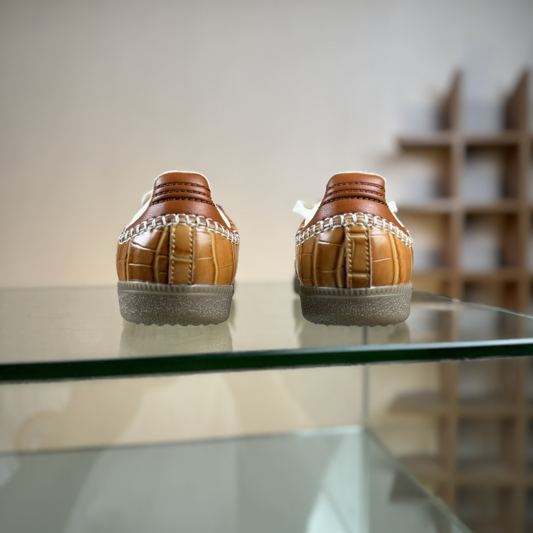 Adidas Originals Wb Pony Leo Samba OG 桑巴舞系列绅士德训足球风百搭低帮休闲运动板鞋 JH9826 Adidas Originals Wb Pony Leo Samba OG 桑巴舞系列绅士德训足球风百搭低帮休闲运动板鞋 JH9826