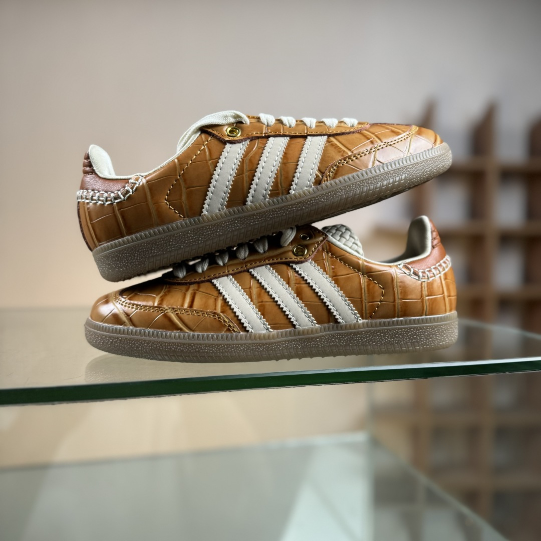 Adidas Originals Wb Pony Leo Samba OG 桑巴舞系列绅士德训足球风百搭低帮休闲运动板鞋 JH9826 Adidas Originals Wb Pony Leo Samba OG 桑巴舞系列绅士德训足球风百搭低帮休闲运动板鞋 JH9826