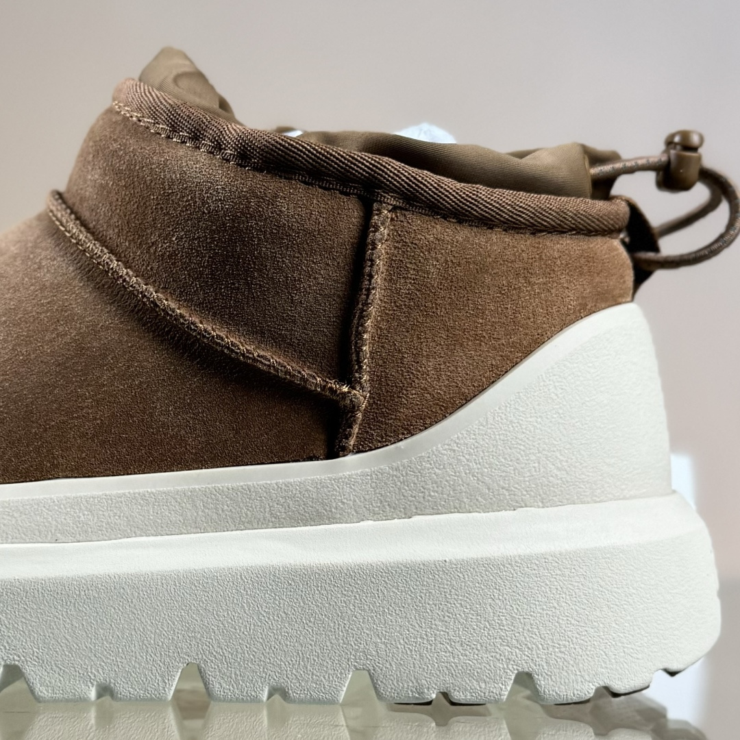 UGG 25款 王一博二代中筒系列 4cm厚底 广州外贸大厂生产 鞋头到鞋垫真羊皮毛一体