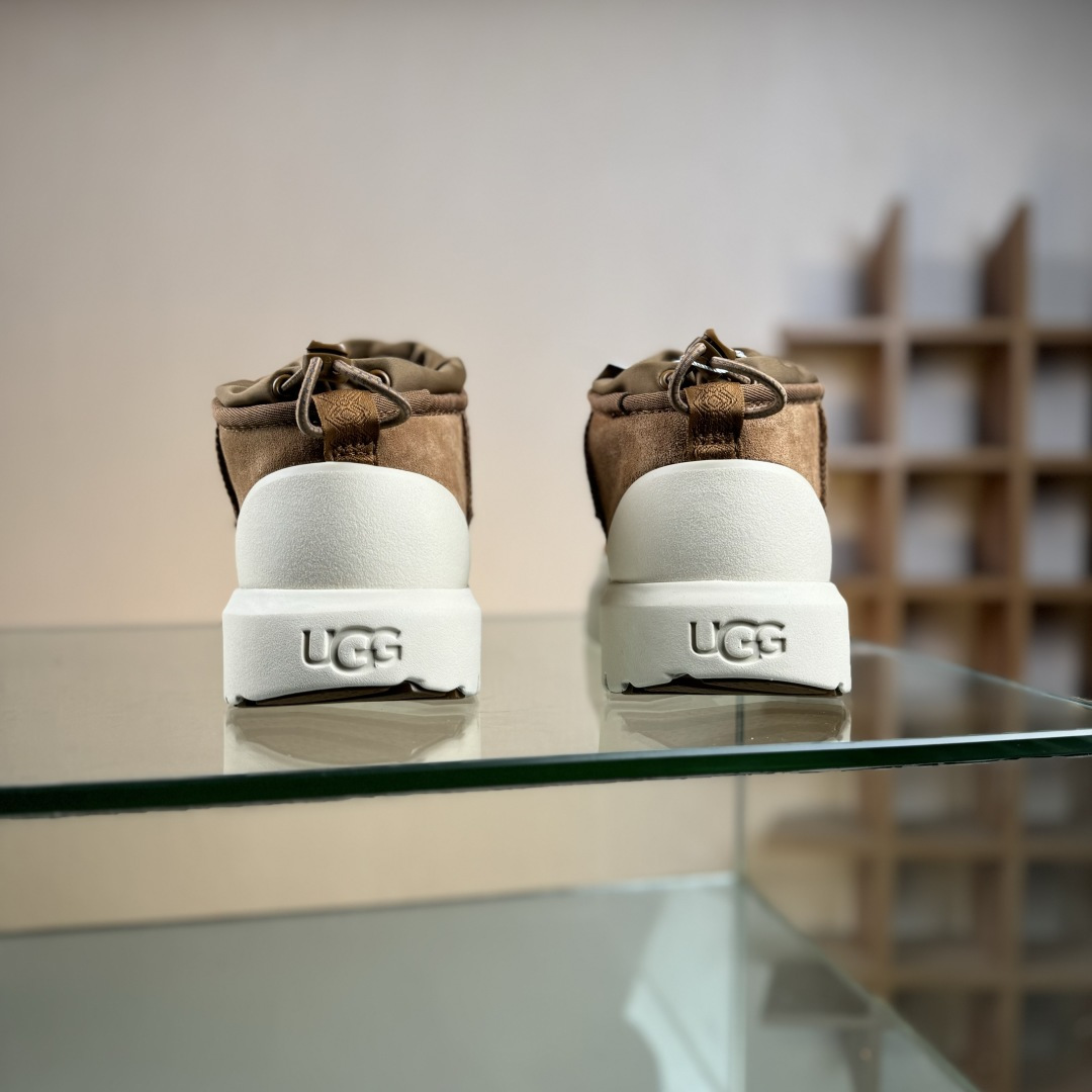 UGG 25款 王一博二代中筒系列 4cm厚底 广州外贸大厂生产 鞋头到鞋垫真羊皮毛一体