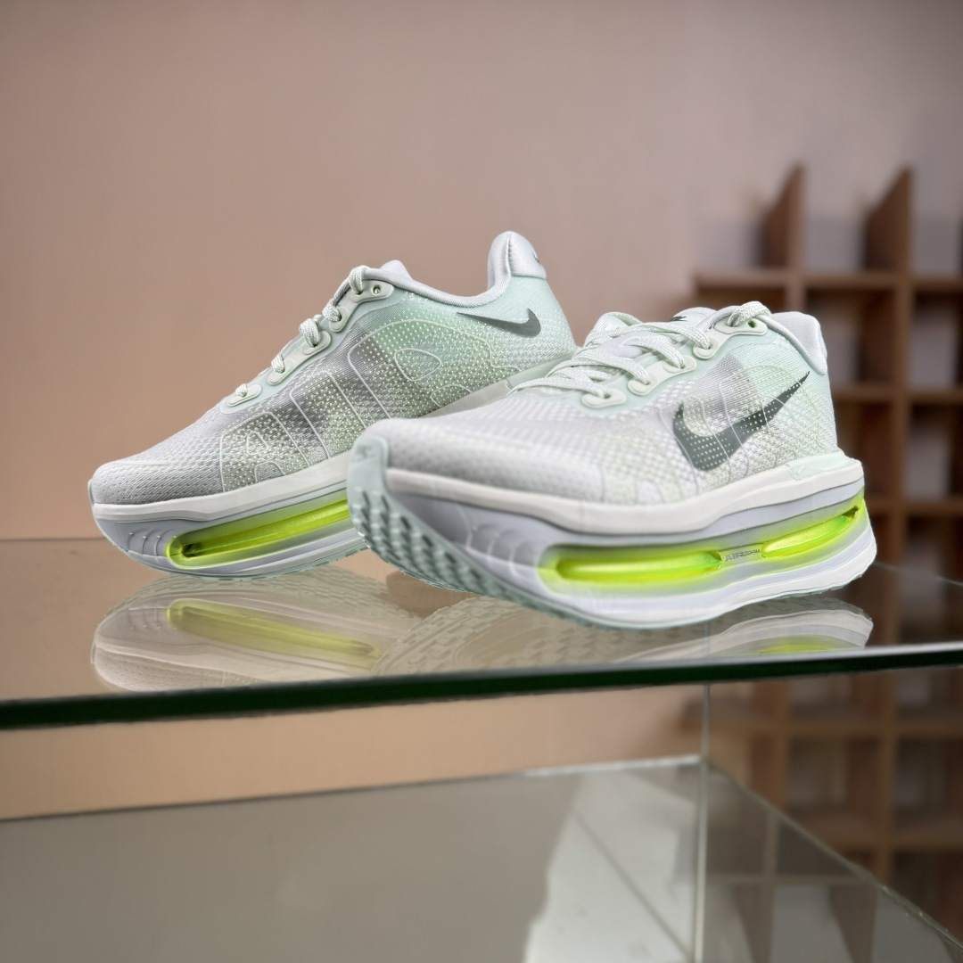 DIY版本 Nike Air Zoom Vomero Premium 耐克网面厚底气垫跑鞋 HQ2050-300