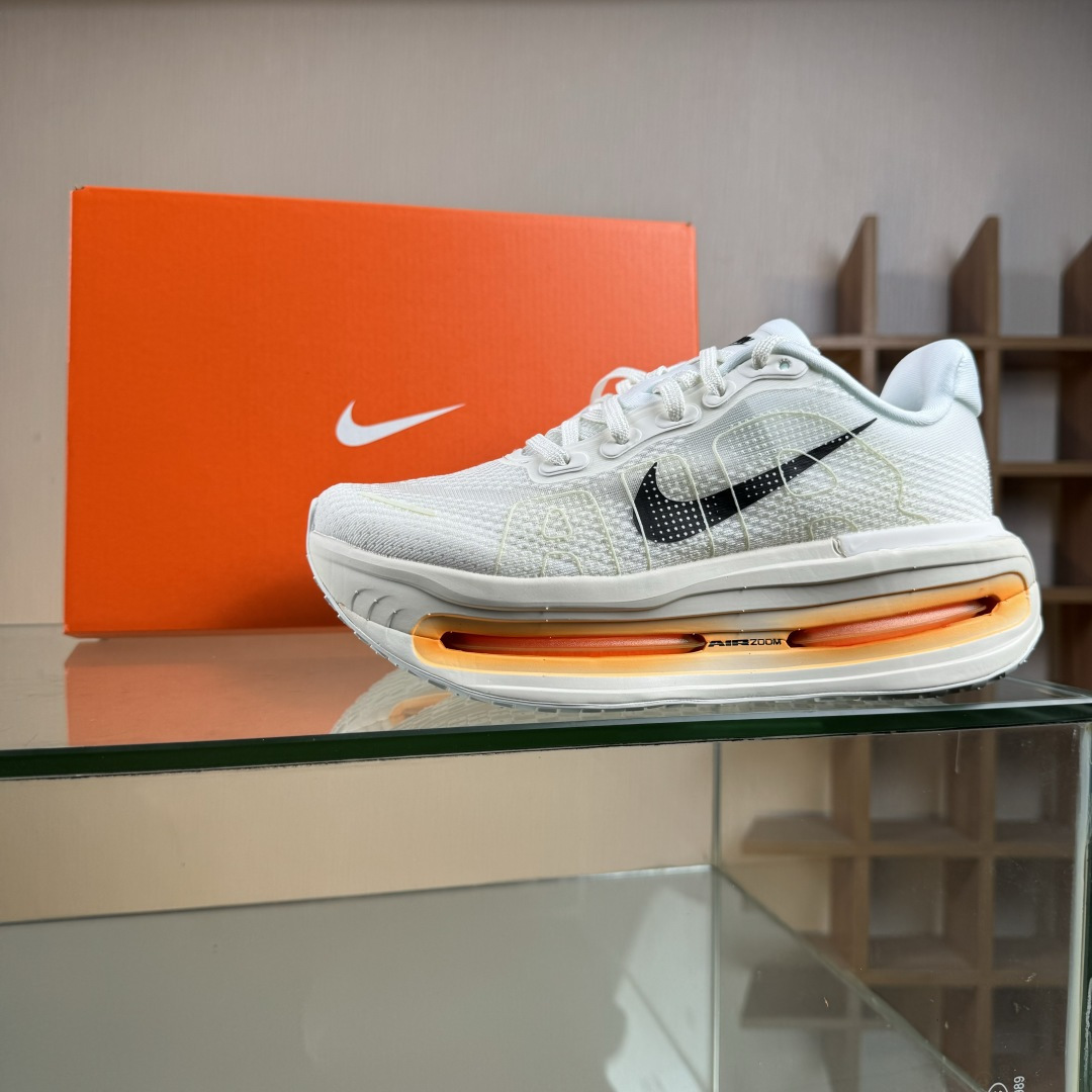 DIY版本 Nike Air Zoom Vomero Premium 耐克网面厚底气垫跑鞋 IQ4035-100